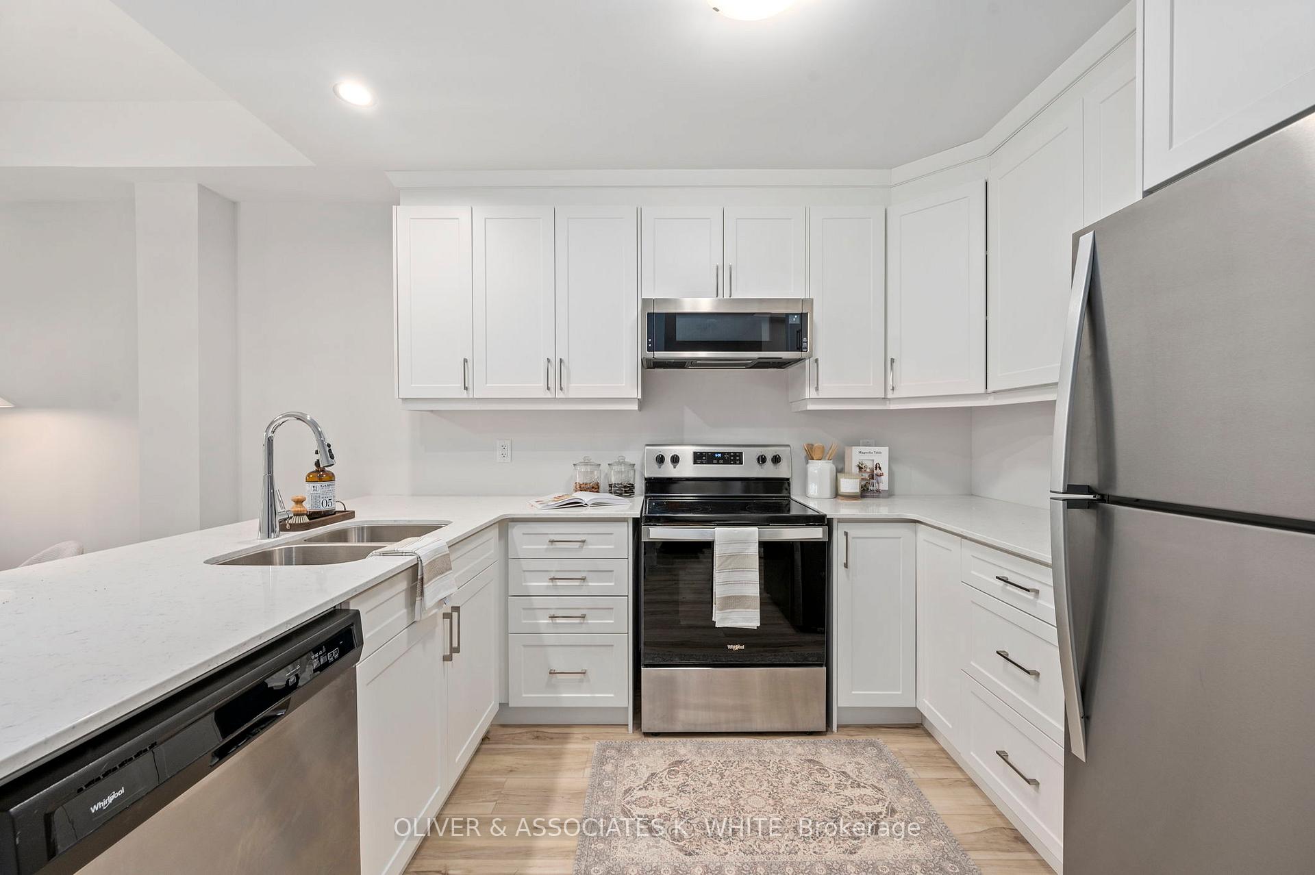 Photo 5 of Unit 113, 100 The Promenade, Central Elgin, Rural Central Elgin — HOMEH
