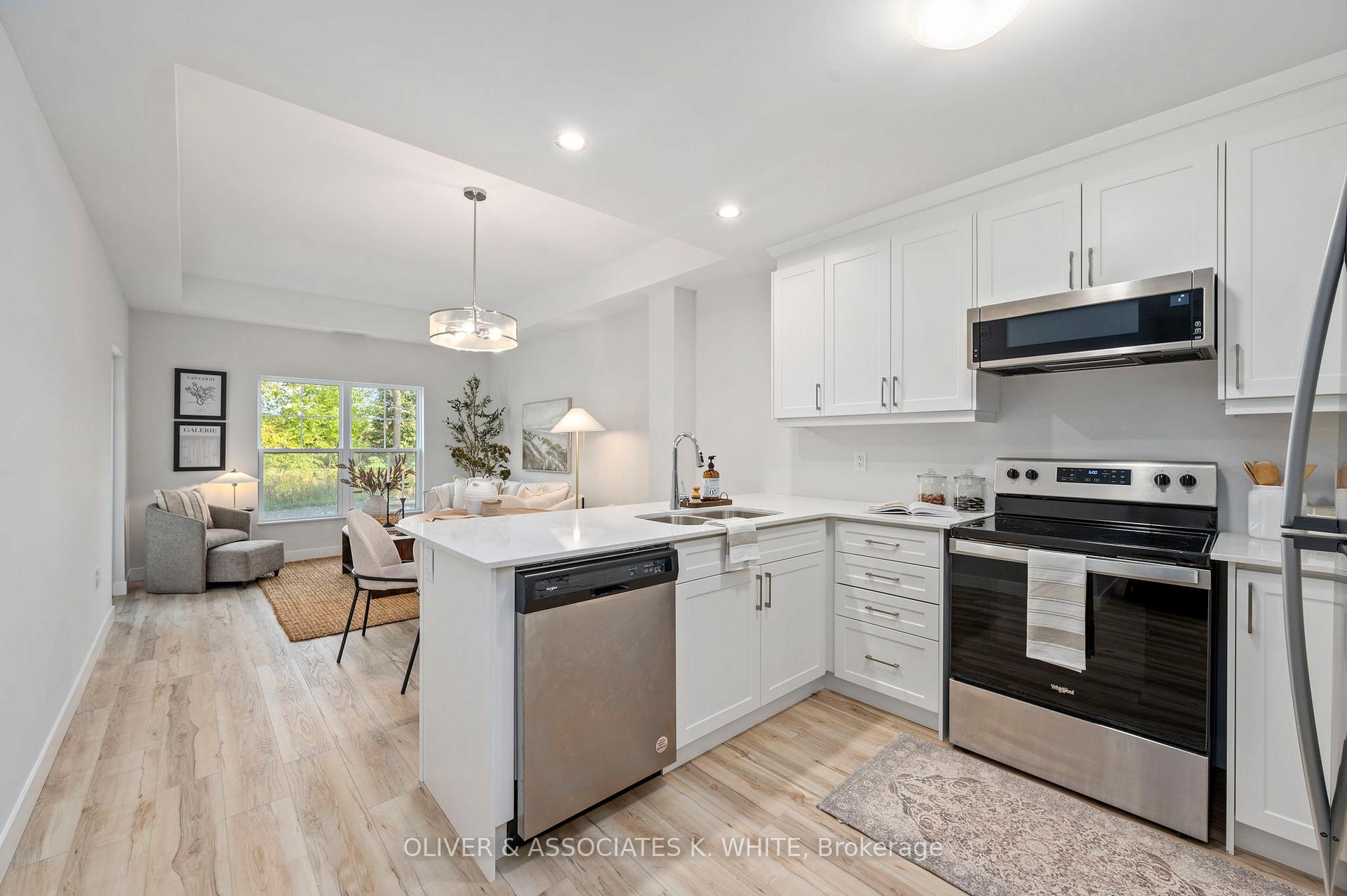 Photo 6 of Unit 113, 100 The Promenade, Central Elgin, Rural Central Elgin — HOMEH