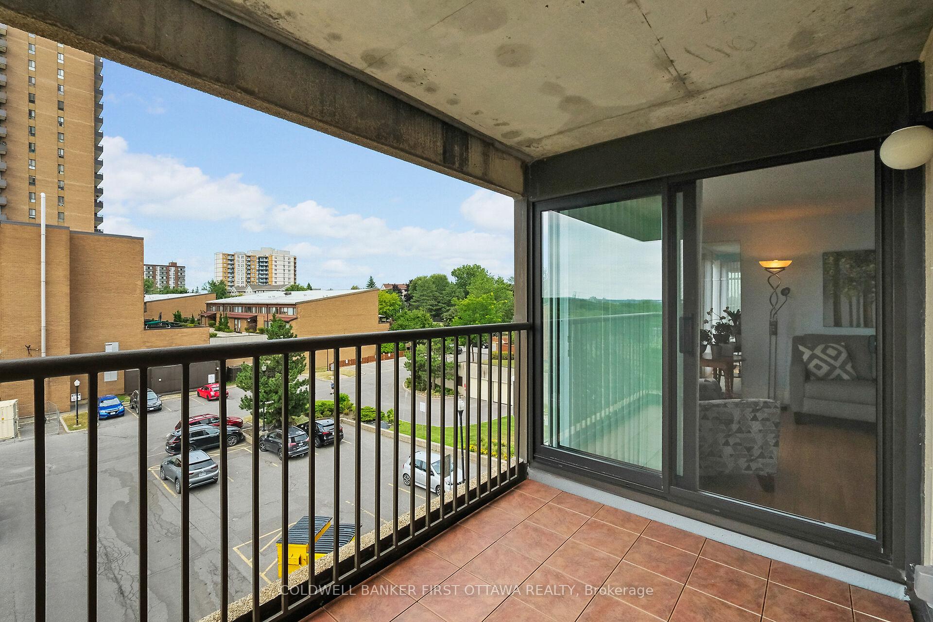 Photo 28 of Unit 403, 545 St Laurent Boulevard, Ottawa, Viscount Alexander Park — HOMEH