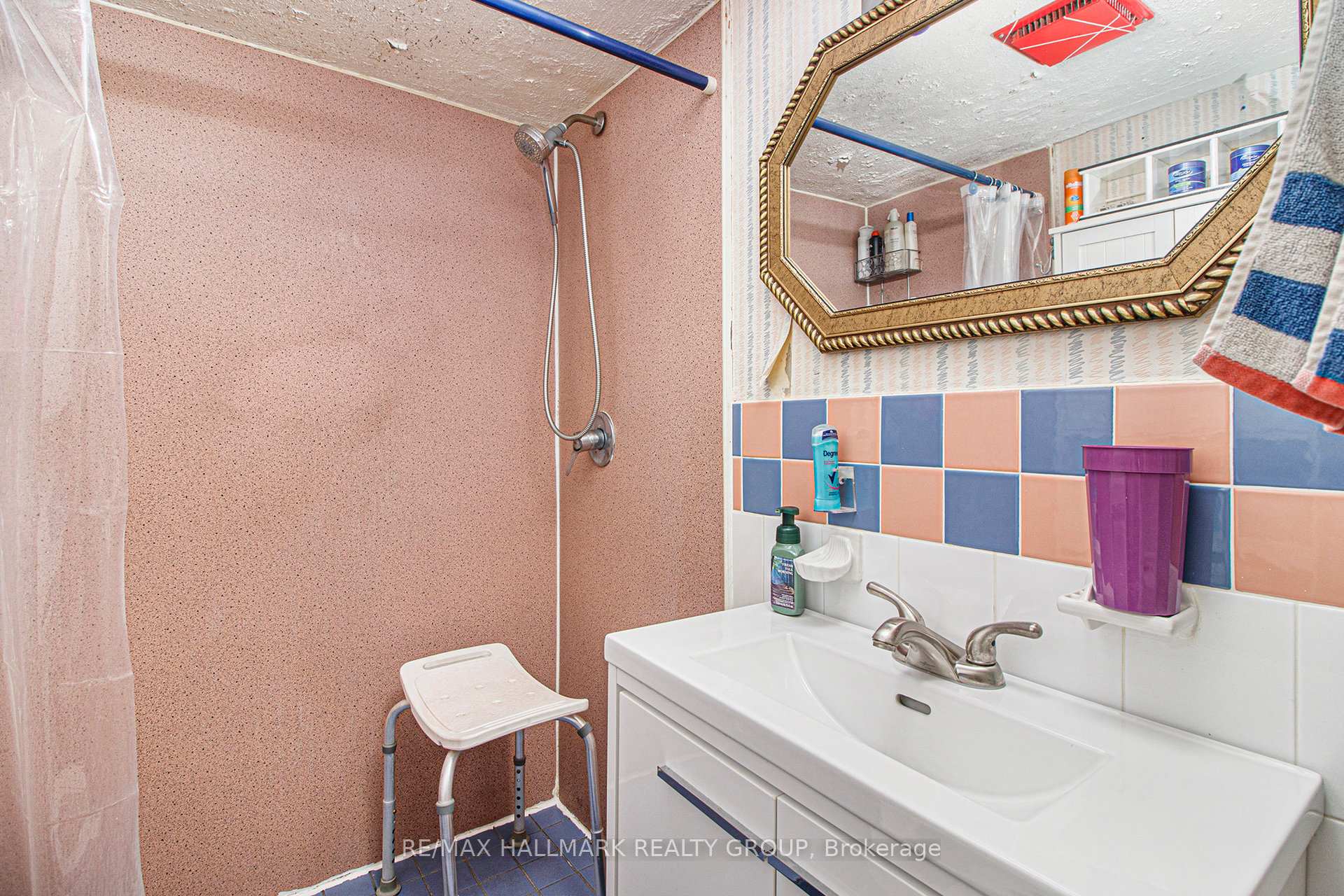 Photo 20 of 1036 Gill Avenue, Ottawa, Elmvale Acres/Urbandale — HOMEH