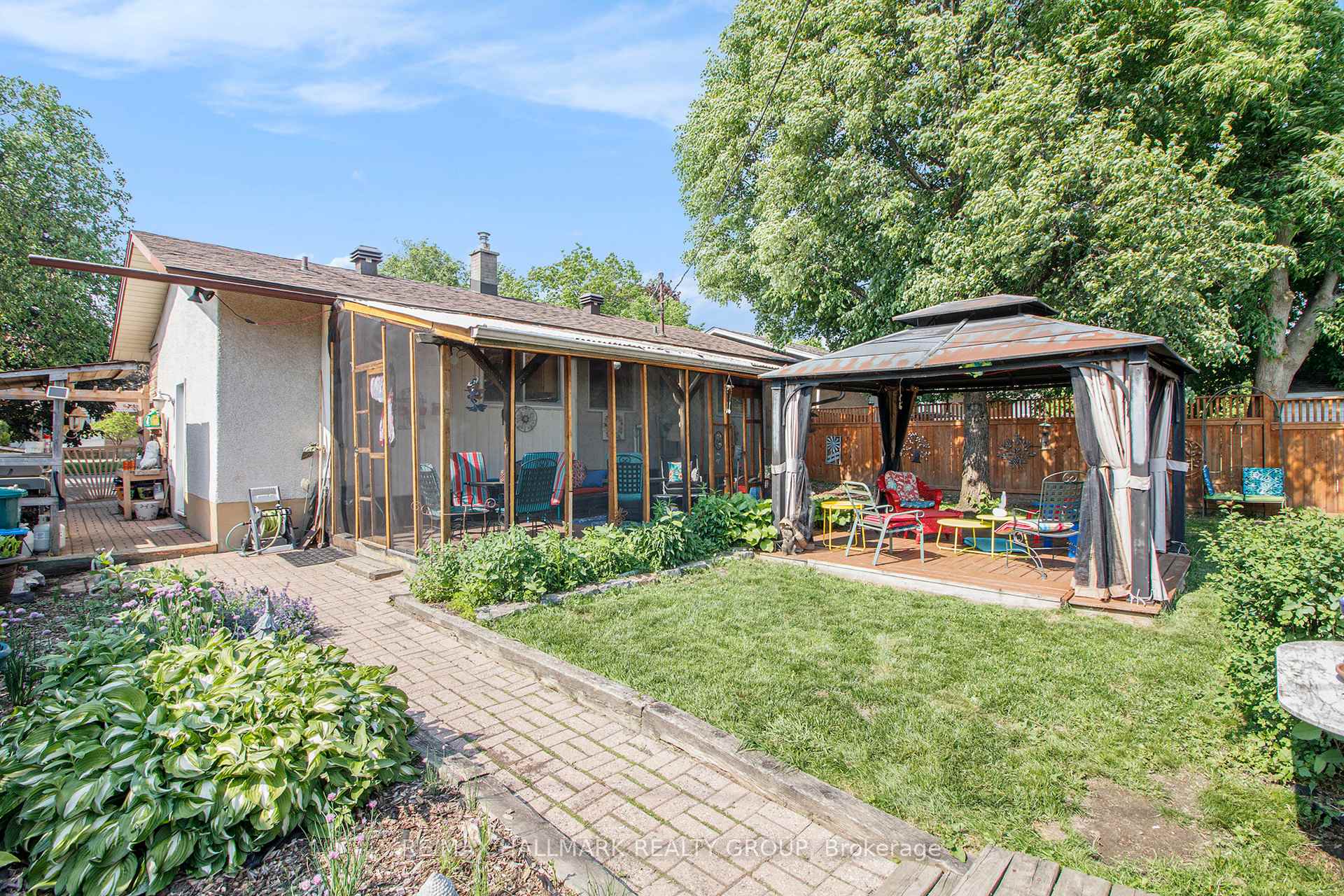 Photo 28 of 1036 Gill Avenue, Ottawa, Elmvale Acres/Urbandale — HOMEH