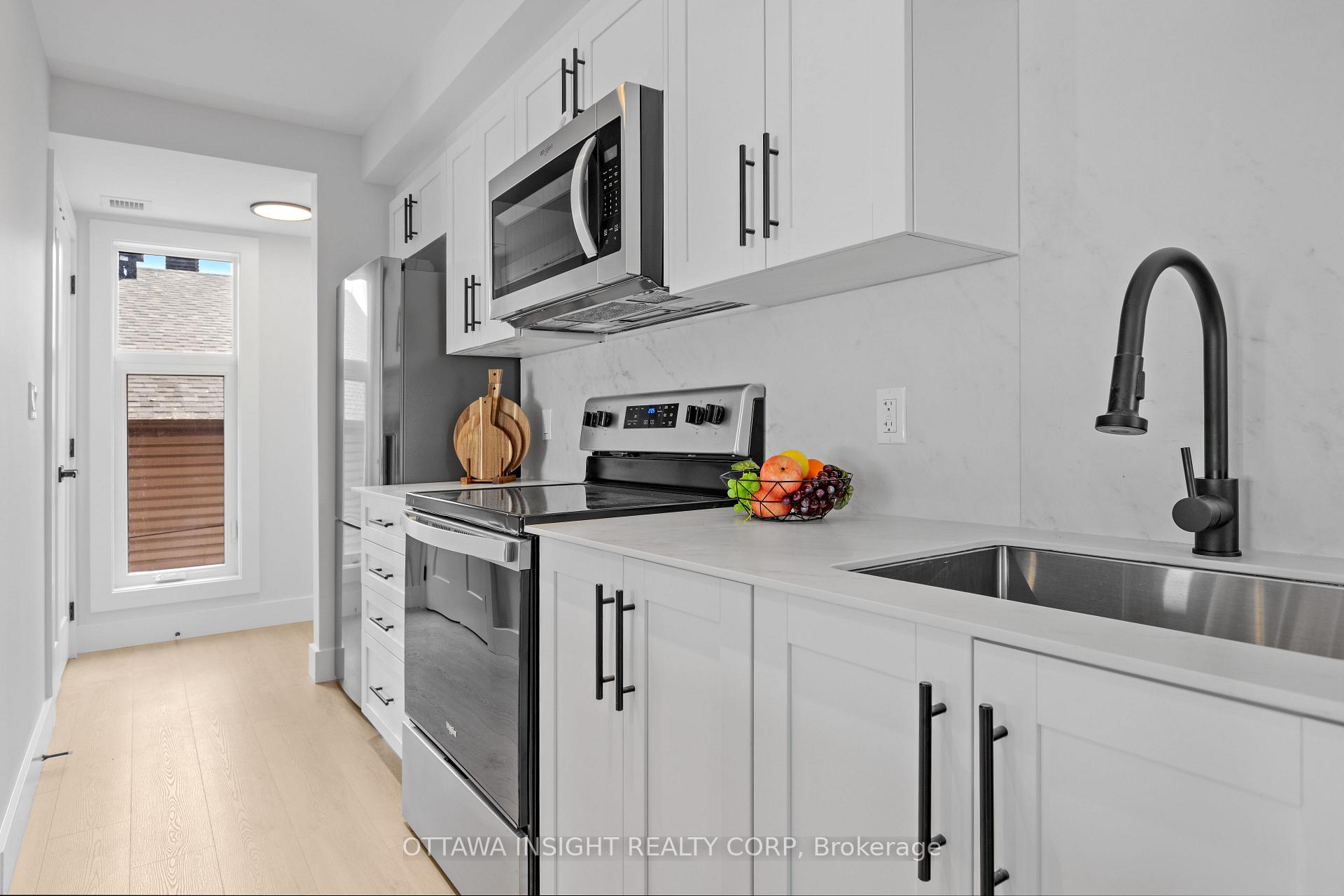 Photo 8 of Unit 2, 263 Currell Avenue, Ottawa, Westboro/Hampton Park — HOMEH