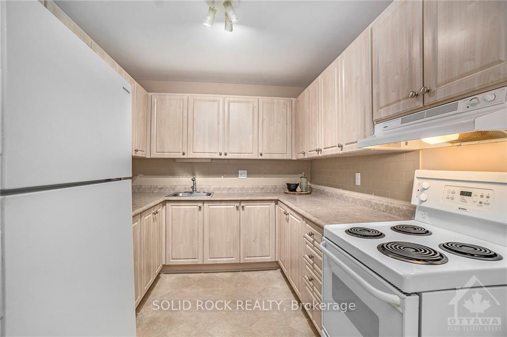 Photo 11 of Unit 150, 825 Cahill Drive W, Ottawa, Hunt Club — HOMEH