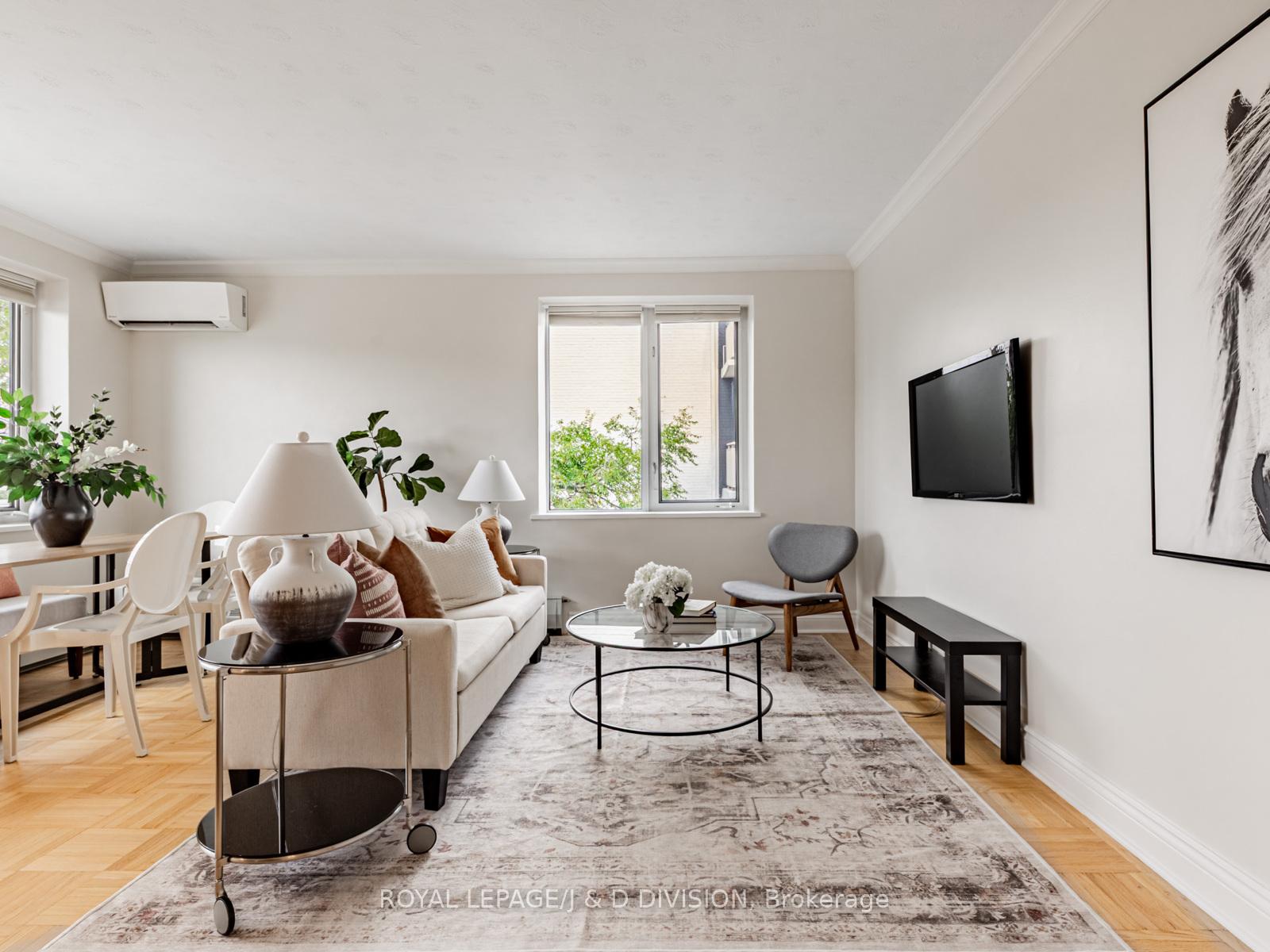 Photo 18 of Unit 301, 1901 Bayview Avenue, Toronto, Leaside — HOMEH