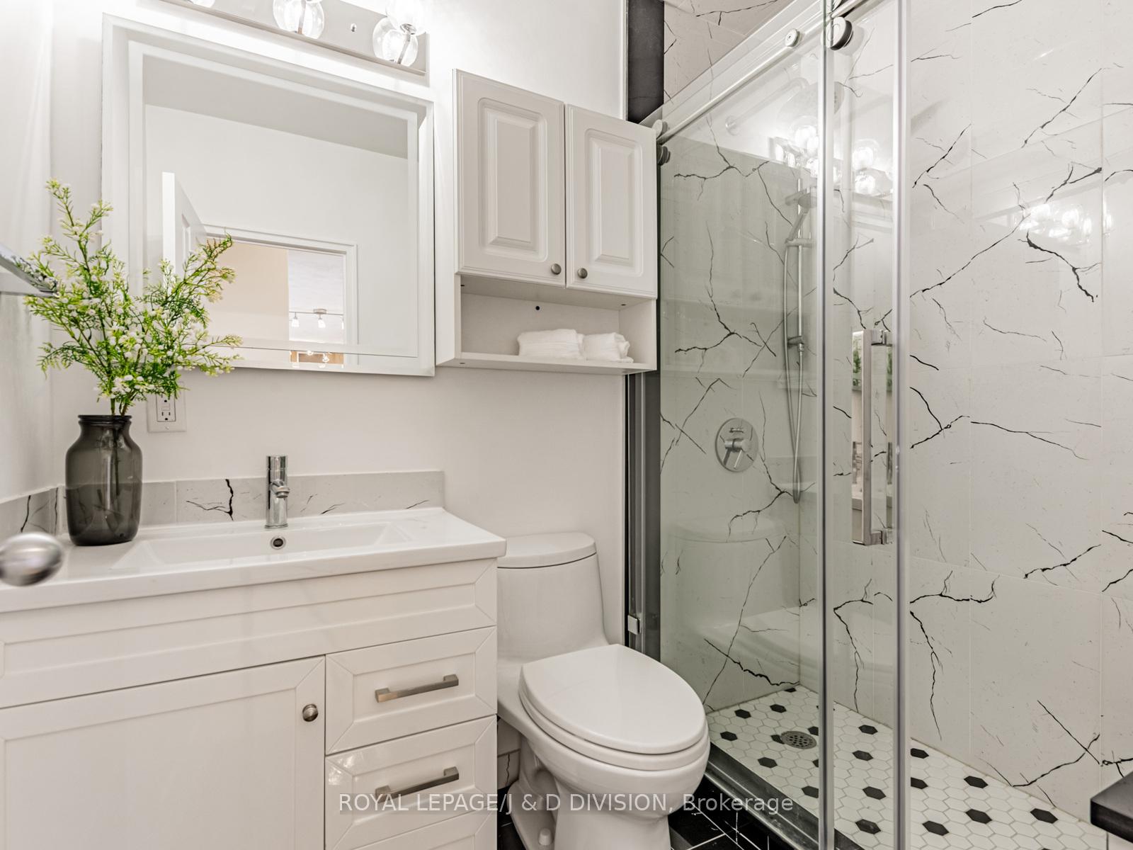 Photo 27 of Unit 301, 1901 Bayview Avenue, Toronto, Leaside — HOMEH