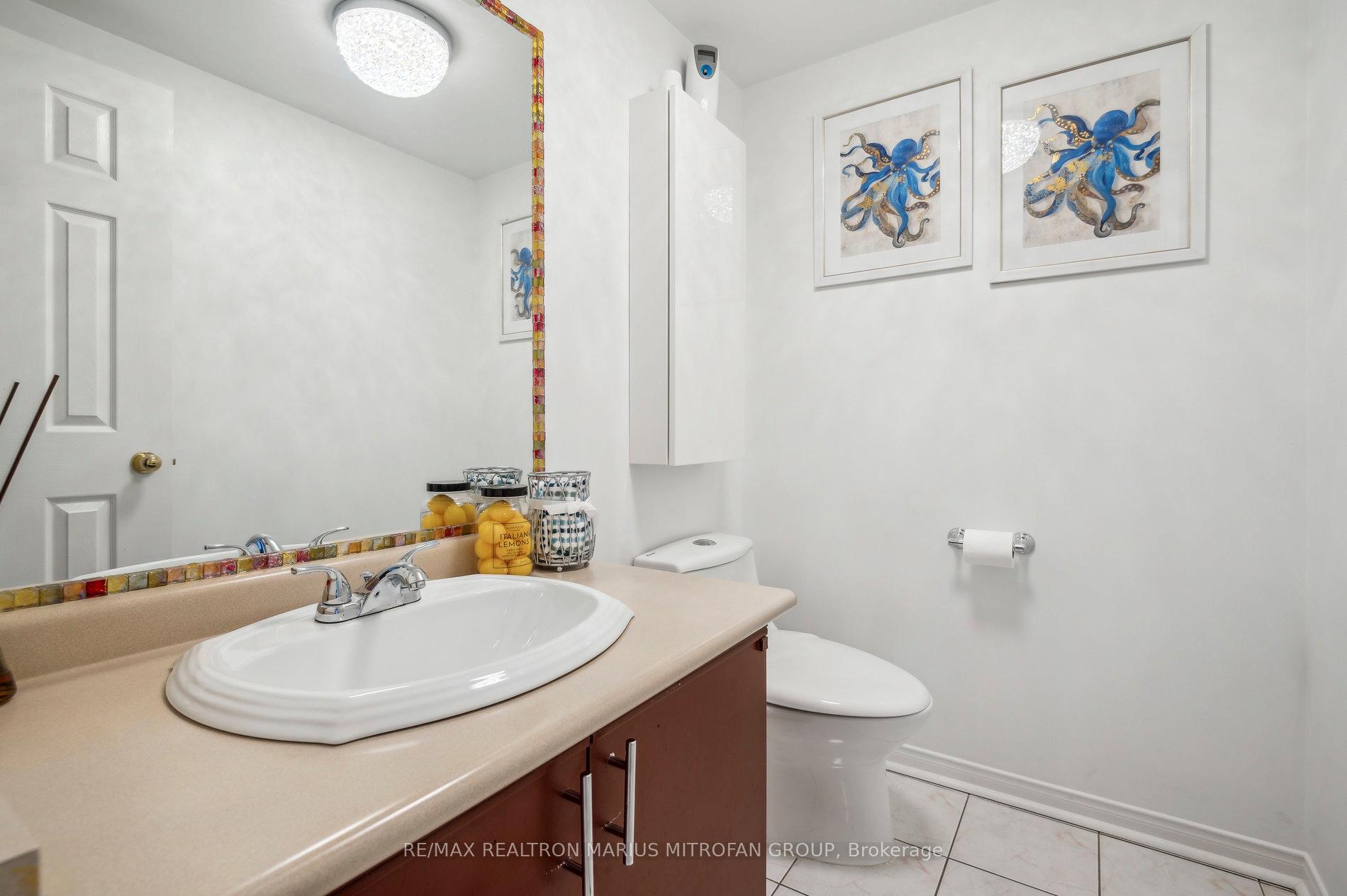 Photo 13 of 8 Louana Crescent, Vaughan, East Woodbridge — HOMEH