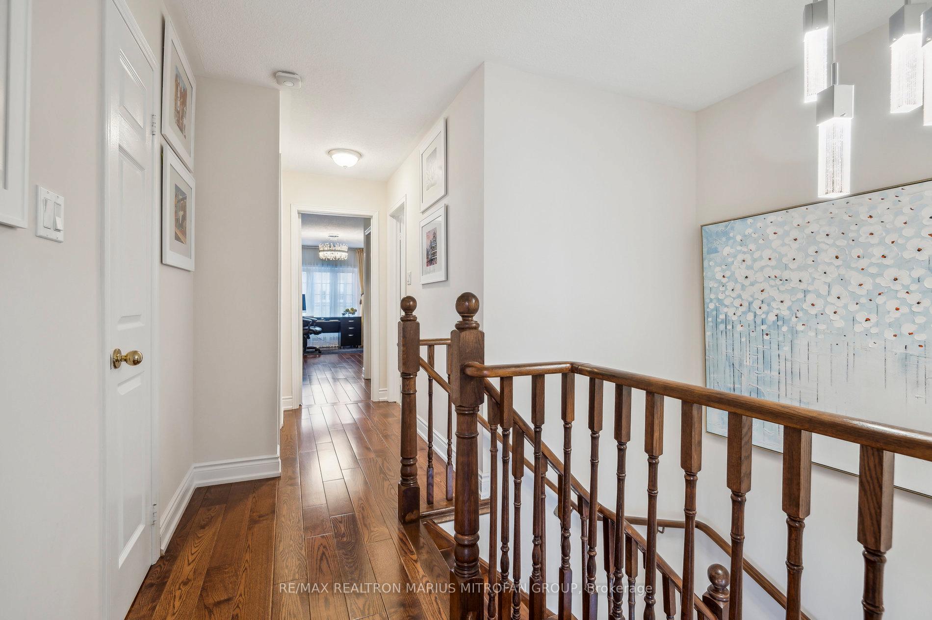 Photo 23 of 8 Louana Crescent, Vaughan, East Woodbridge — HOMEH