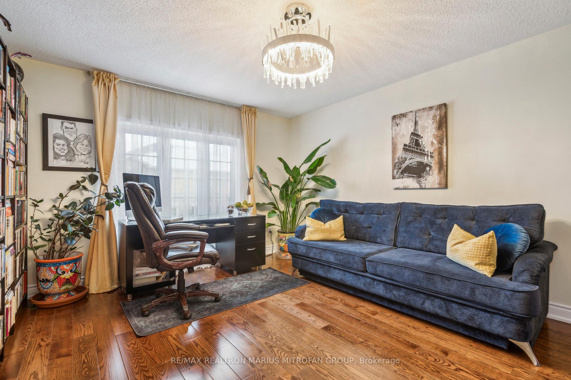 Photo 26 of 8 Louana Crescent, Vaughan, East Woodbridge — HOMEH