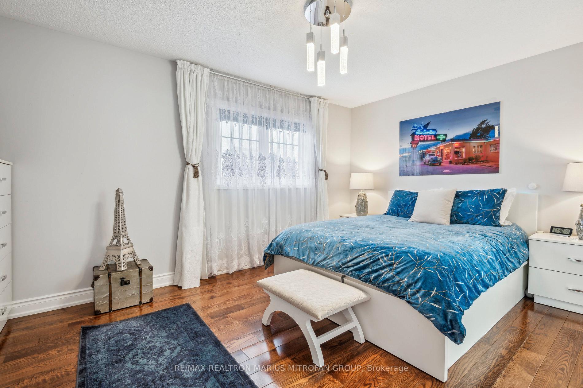 Photo 28 of 8 Louana Crescent, Vaughan, East Woodbridge — HOMEH