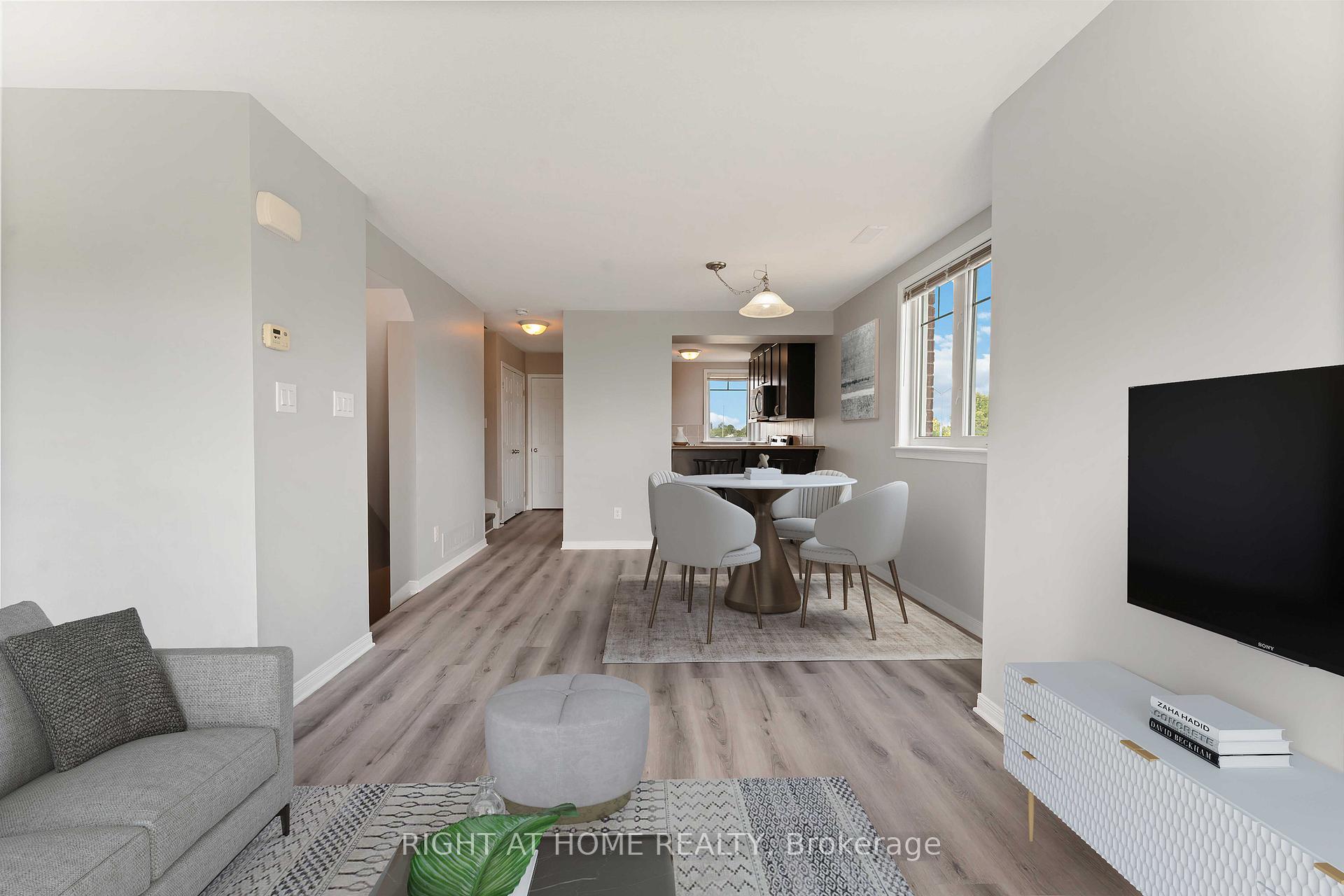 Photo 4 of 250 Espin Heights, Ottawa, Barrhaven - Stonebridge — HOMEH