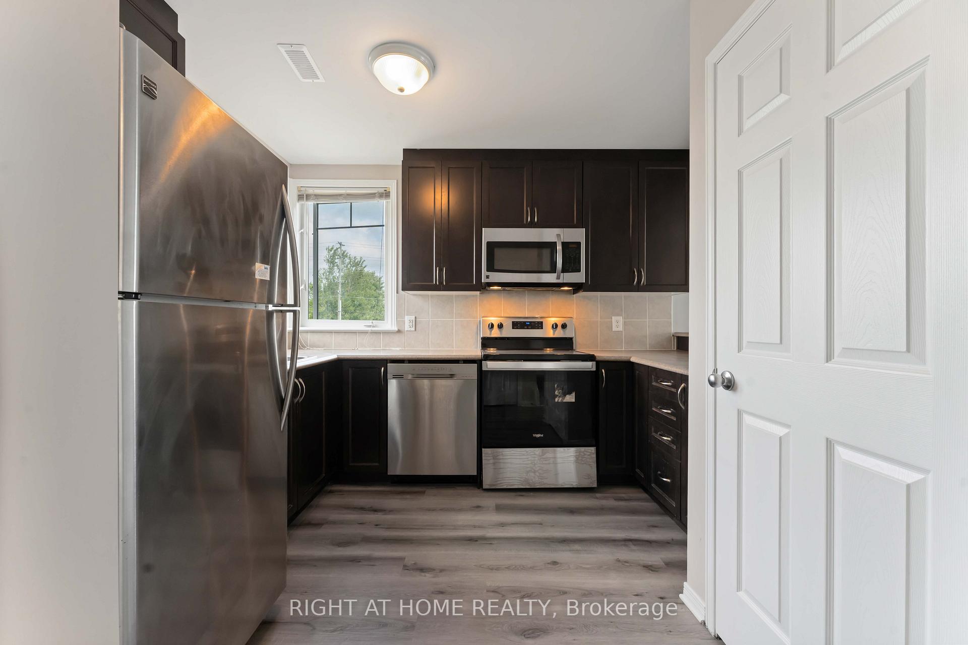 Photo 7 of 250 Espin Heights, Ottawa, Barrhaven - Stonebridge — HOMEH