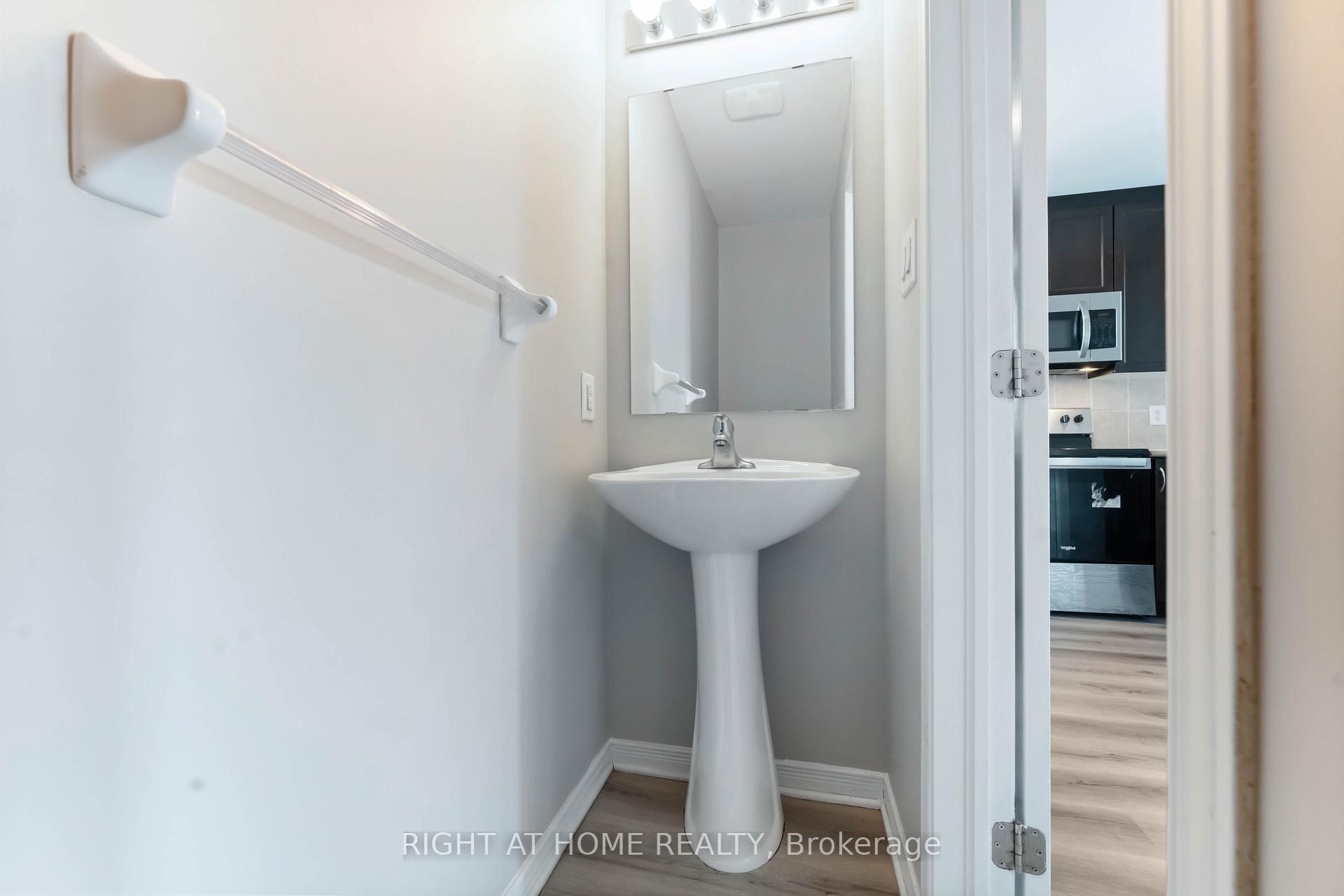 Photo 10 of 250 Espin Heights, Ottawa, Barrhaven - Stonebridge — HOMEH
