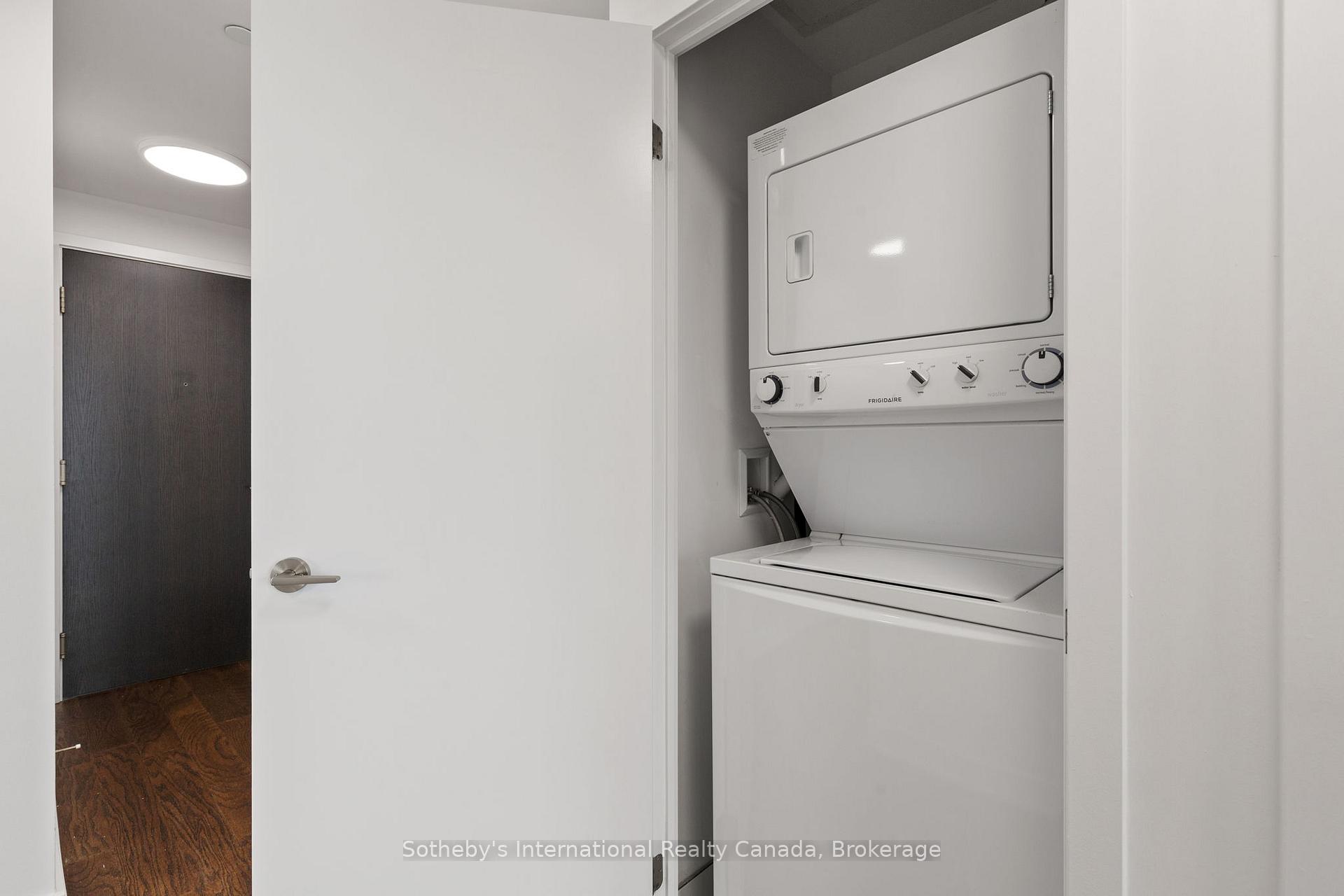 Photo 15 of Unit 1806, 1815 Yonge Street, Toronto, Mount Pleasant East — HOMEH