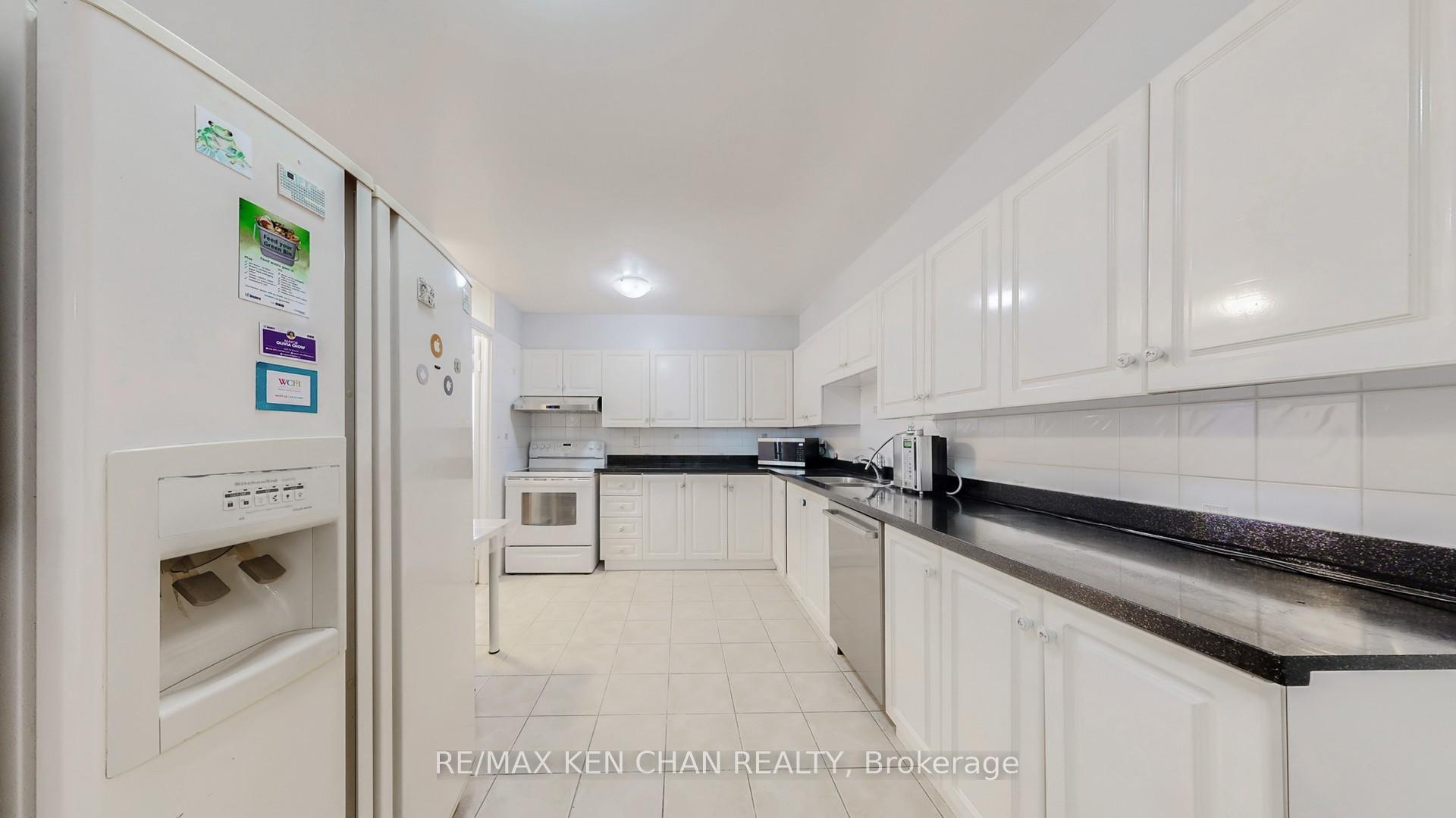 Photo 12 of Unit 1917, 75 Bamburgh Circle, Scarborough, Steeles — HOMEH