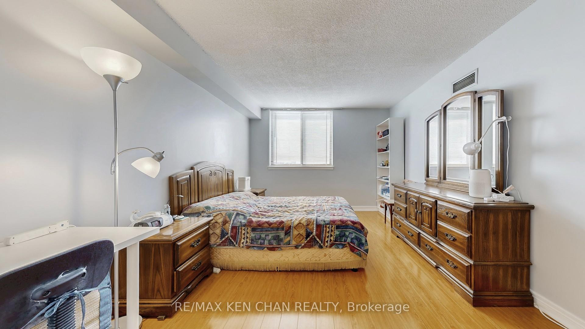 Photo 16 of Unit 1917, 75 Bamburgh Circle, Scarborough, Steeles — HOMEH