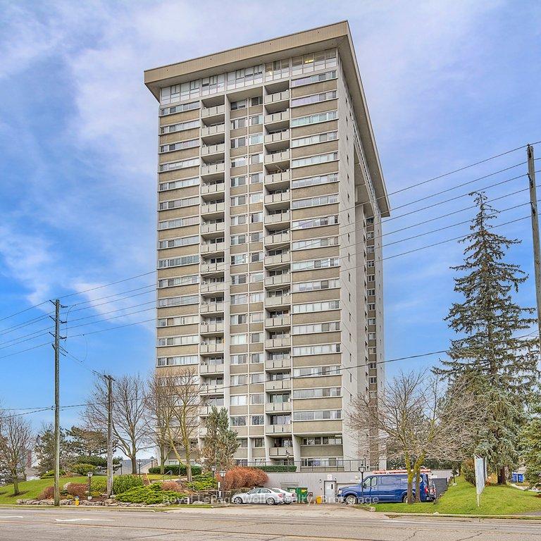 Front of Unit 503, 375 King Street N