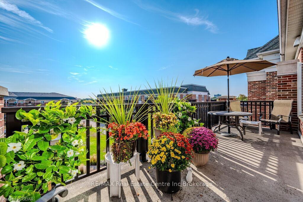 Photo 11 of Unit D403, 71 Bayberry Drive, Guelph, Village By The Arboretum — HOMEH