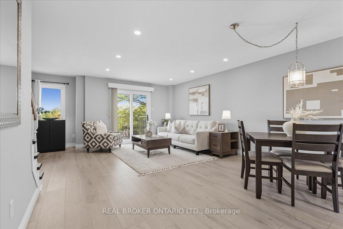 Photo 16 of Unit 9, 230 Blackhorne Drive, Kitchener — HOMEH