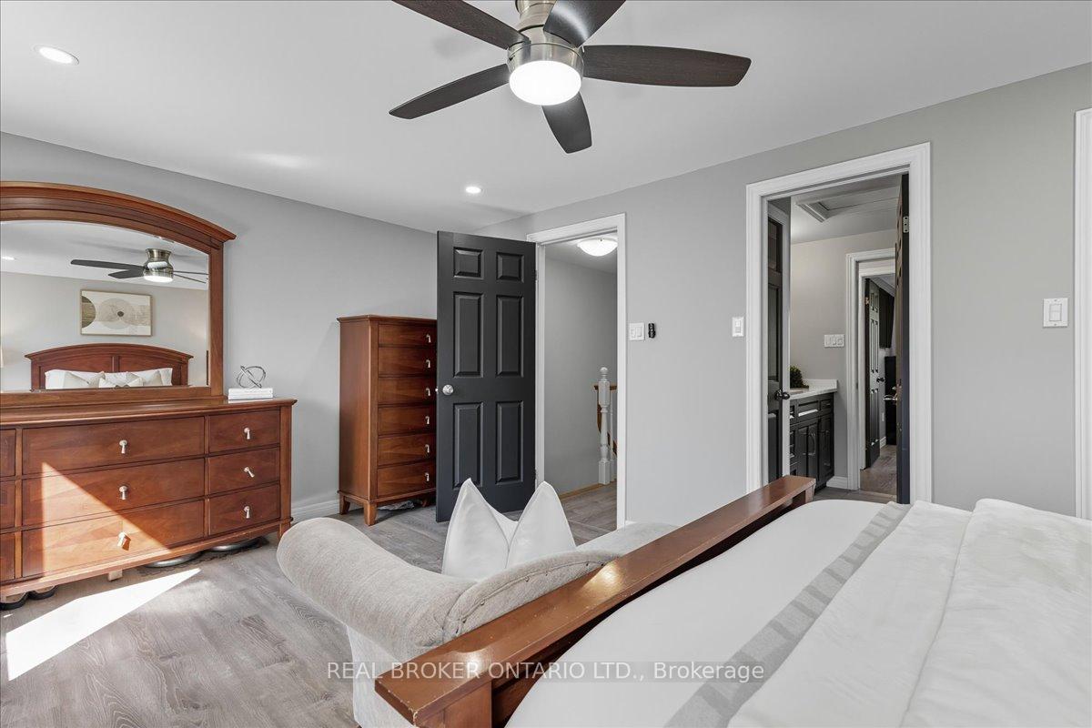 Photo 23 of Unit 9, 230 Blackhorne Drive, Kitchener — HOMEH