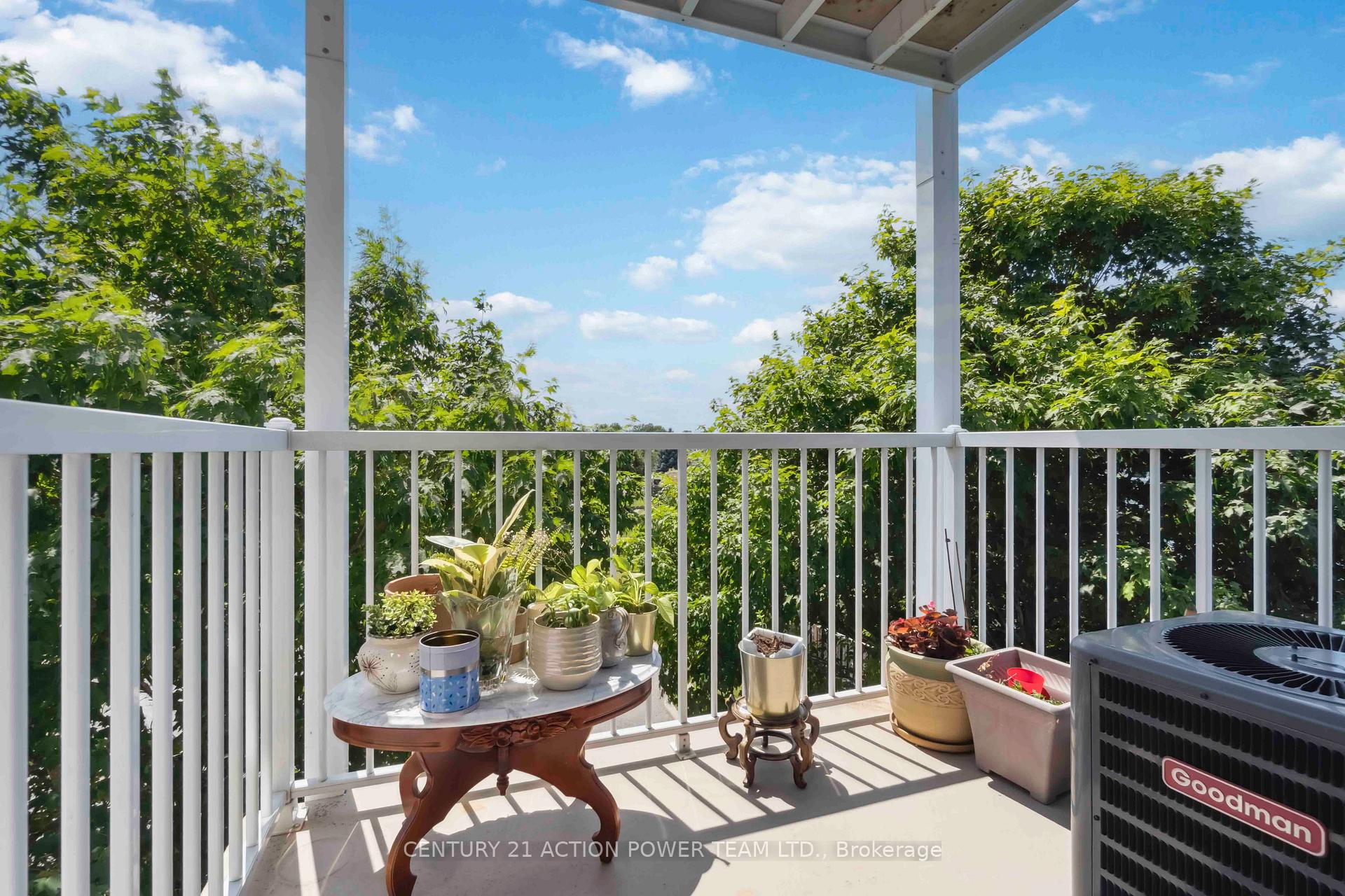 Photo 15 of Unit 12, 4037 Canyon Walk Drive, Ottawa, Riverside South/Gloucester Glen — HOMEH