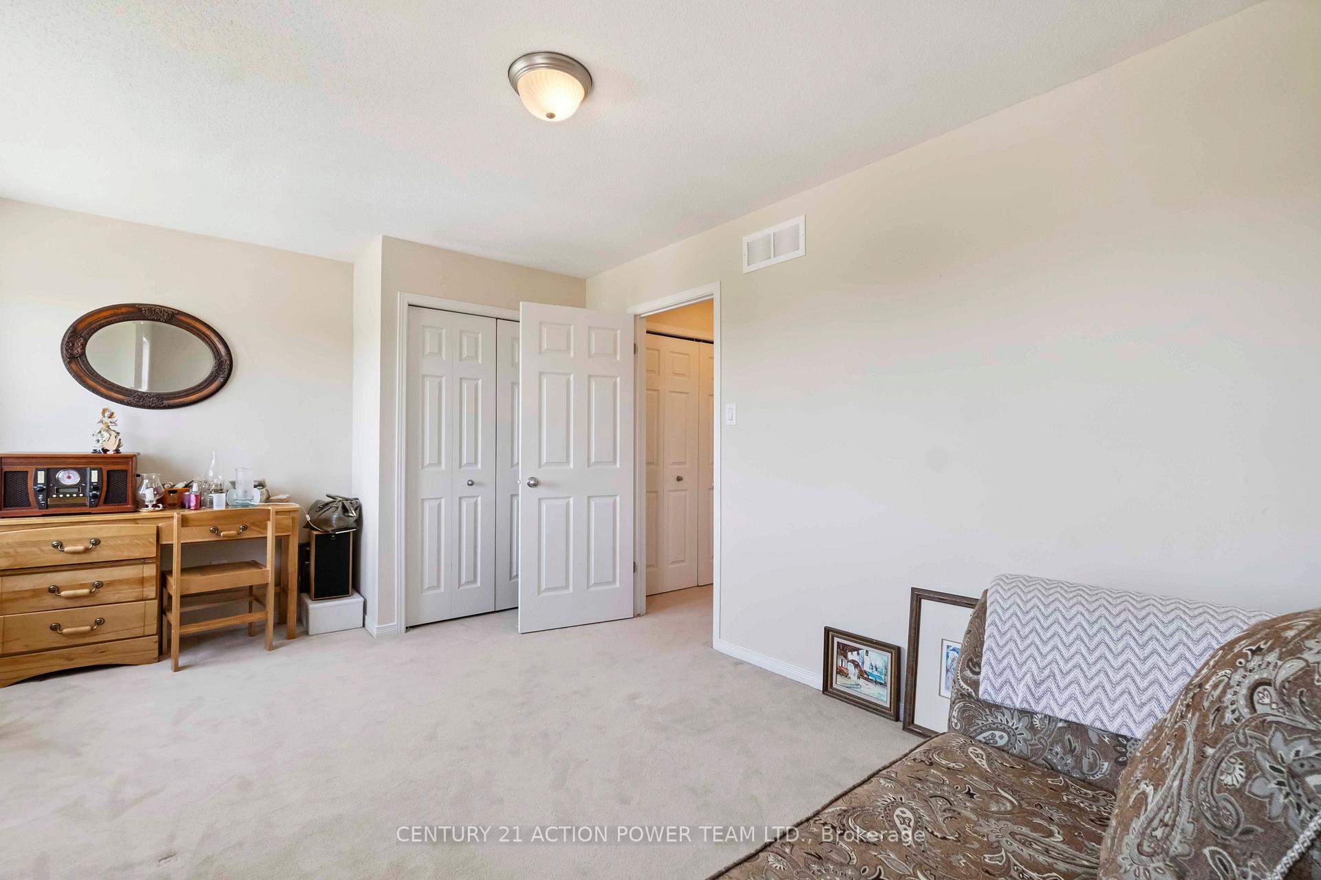 Photo 30 of Unit 12, 4037 Canyon Walk Drive, Ottawa, Riverside South/Gloucester Glen — HOMEH