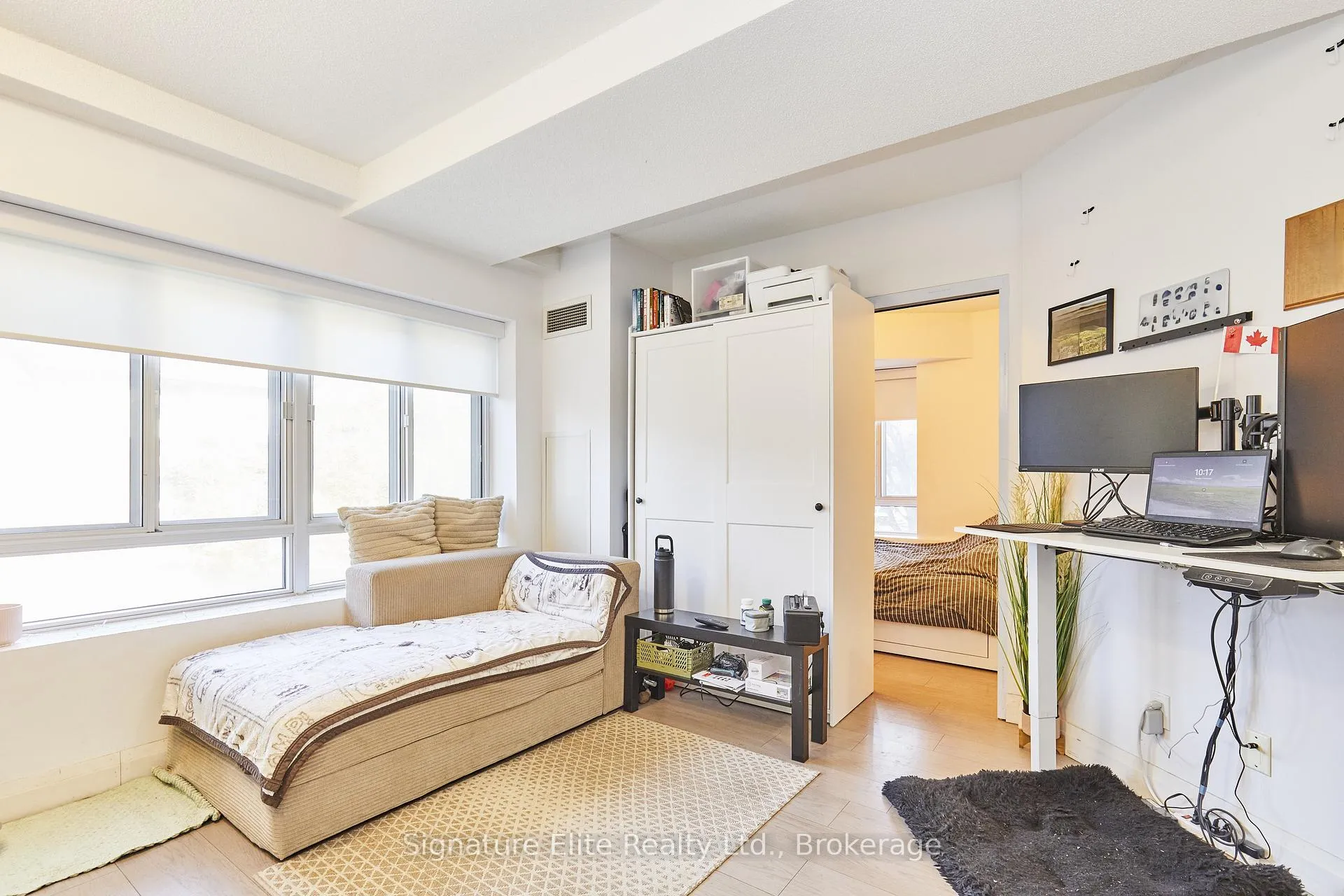 Photo 3 of Unit 202, 15 Maplewood Avenue, Toronto, Humewood-Cedarvale — HOMEH
