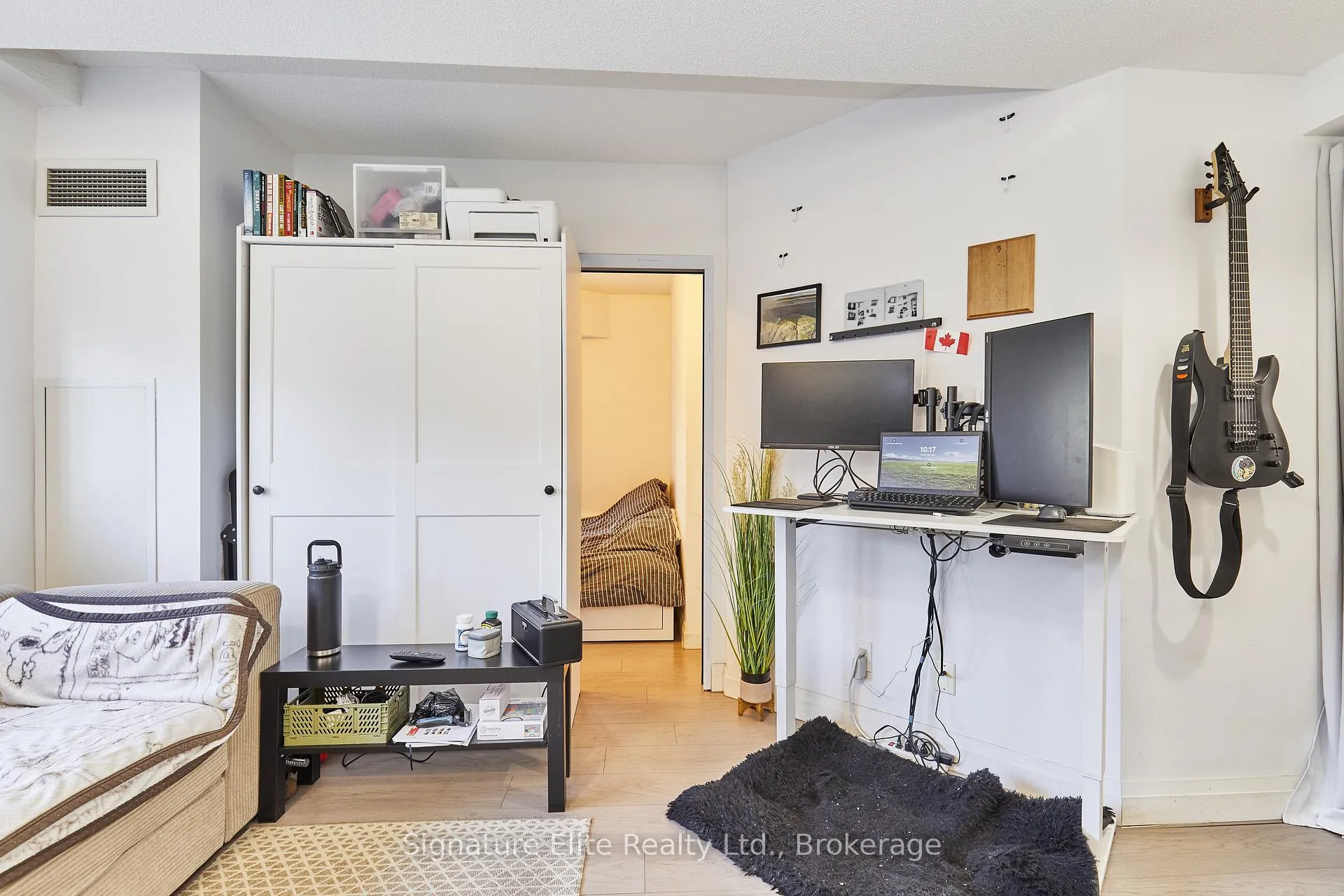 Photo 8 of Unit 202, 15 Maplewood Avenue, Toronto, Humewood-Cedarvale — HOMEH