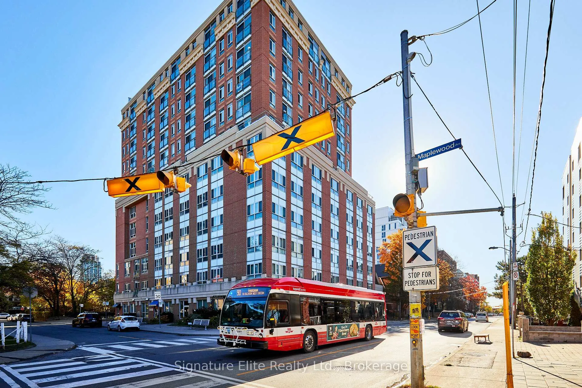 Photo 15 of Unit 202, 15 Maplewood Avenue, Toronto, Humewood-Cedarvale — HOMEH
