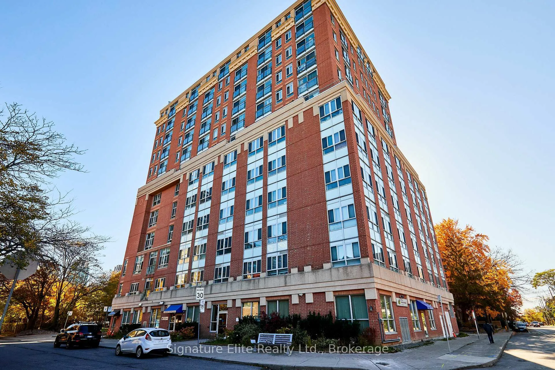 Photo 16 of Unit 202, 15 Maplewood Avenue, Toronto, Humewood-Cedarvale — HOMEH