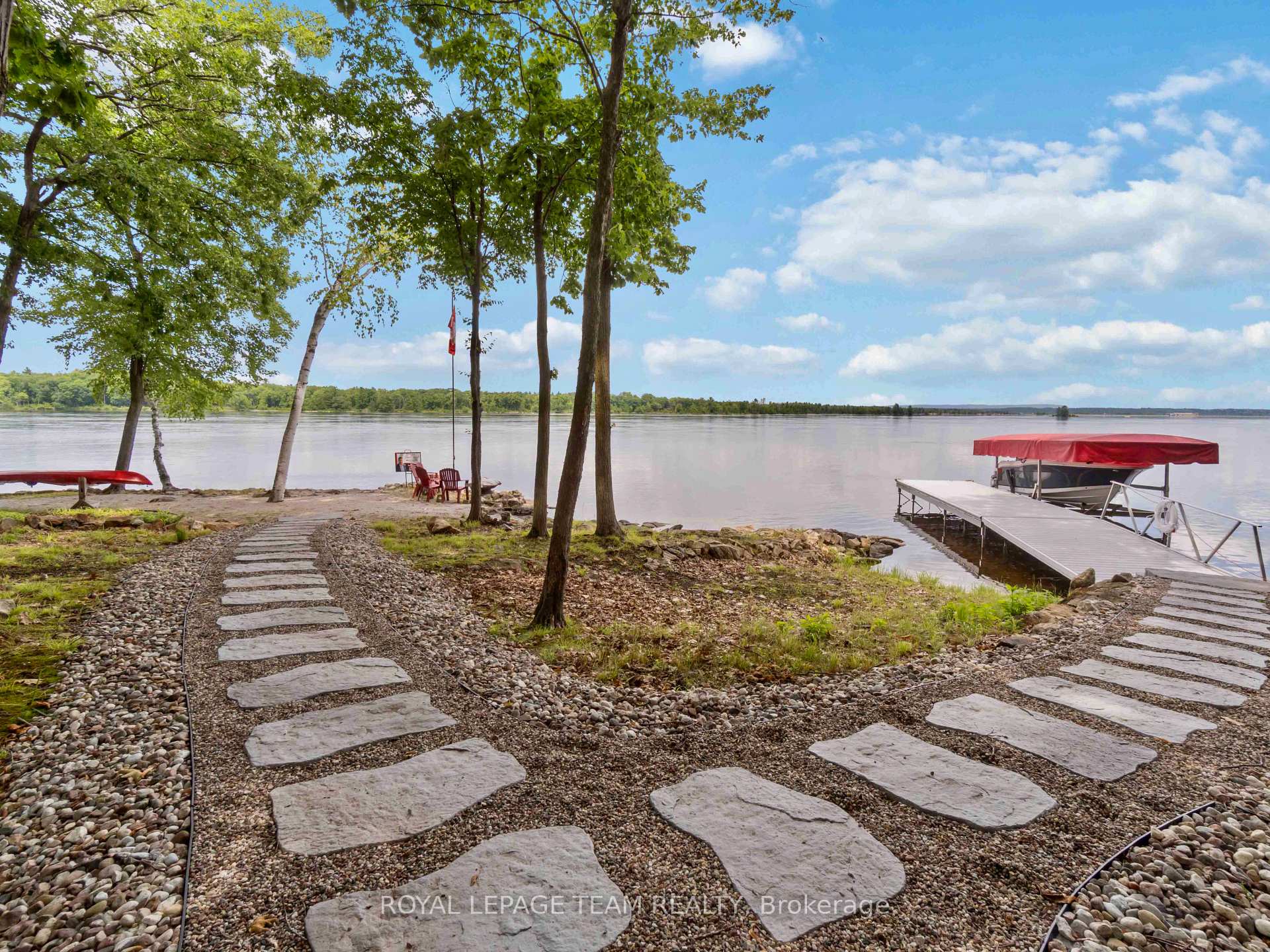 Photo 5 of 270 Morris Island Drive, Ottawa, Fitzroy — HOMEH