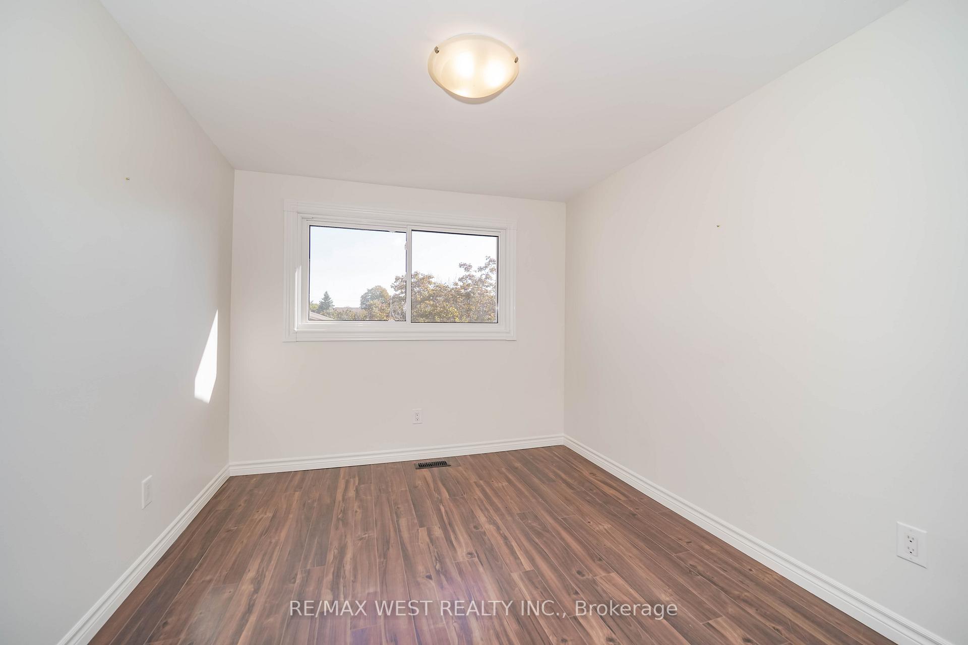 Photo 8 of Unit 96, 1133 Ritson Road N, Oshawa, Centennial — HOMEH