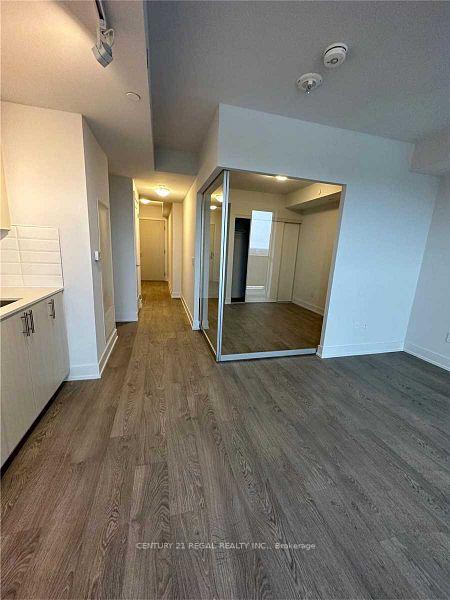 Photo 8 of Unit 2401, 2550 Simcoe Street N, Oshawa, Windfields — HOMEH