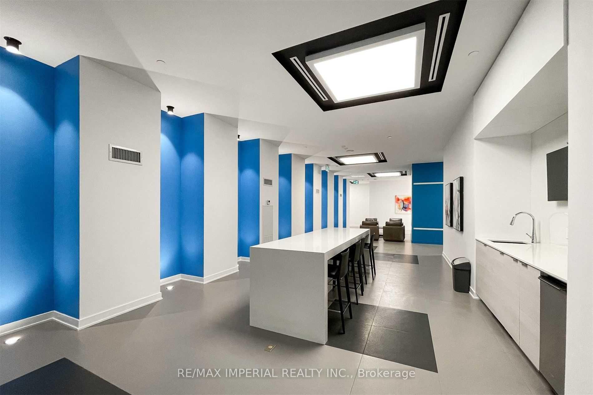 Photo 11 of Unit 404, 195 Redpath Avenue, Toronto, Mount Pleasant West — HOMEH