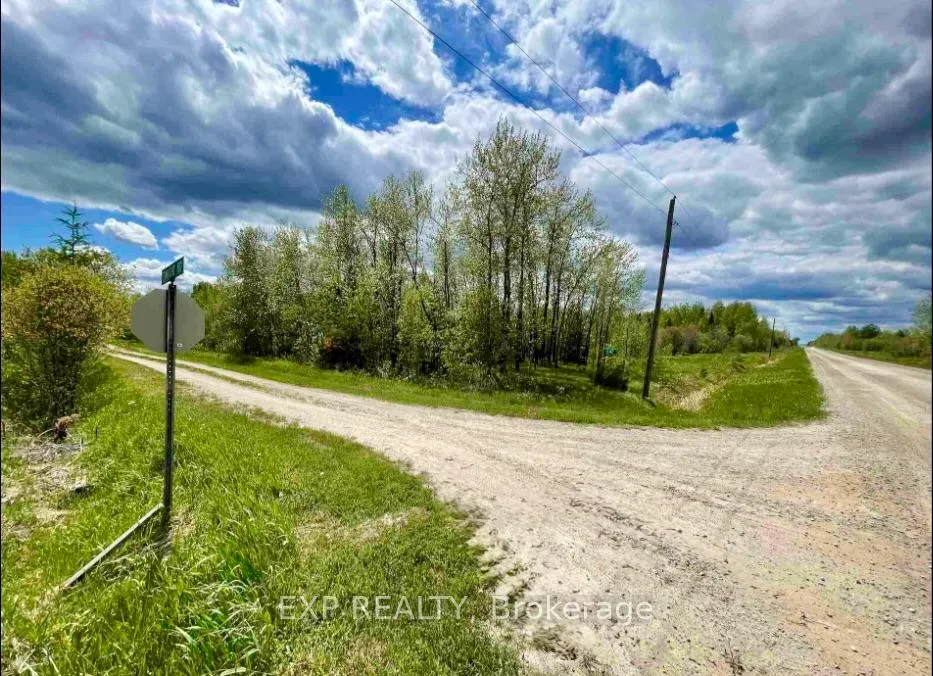 Photo 1 of 642 Nahma Road, Cochrane — HOMEH