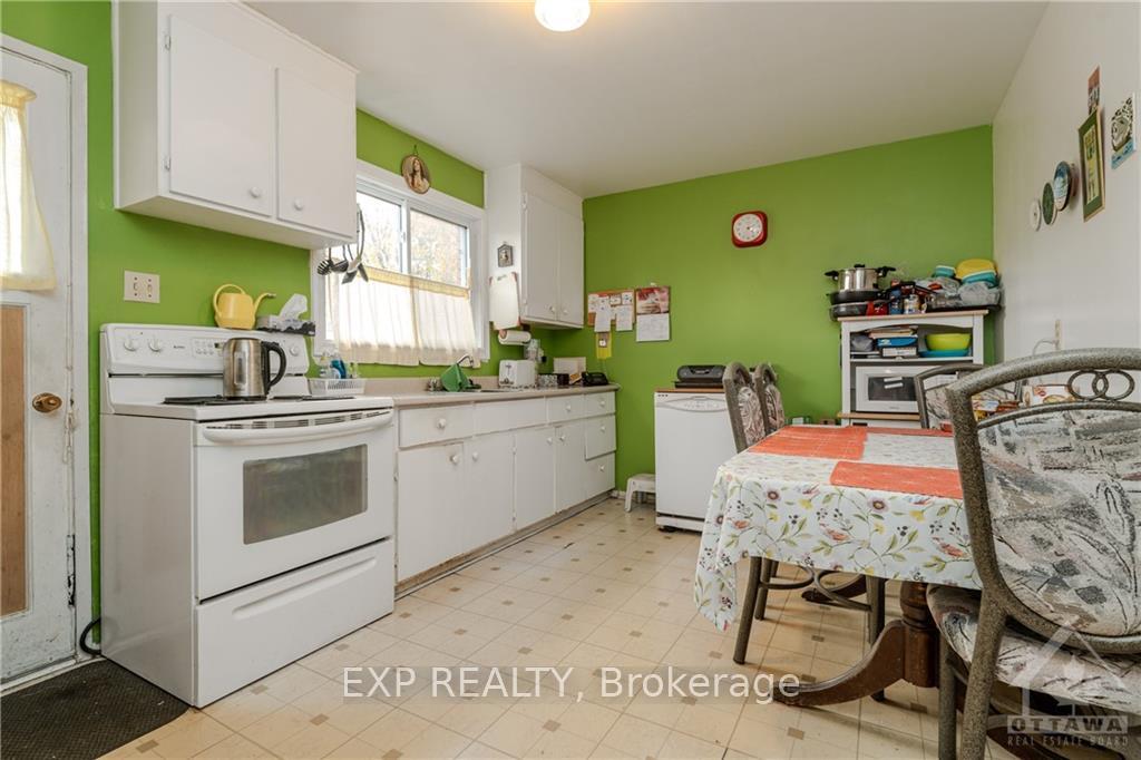 Photo 8 of 1313 Coldrey Avenue, Ottawa, Carlington — HOMEH