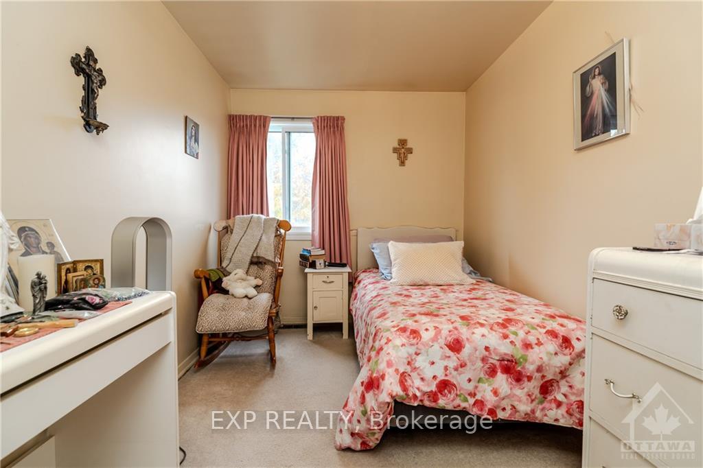 Photo 4 of 1313 Coldrey Avenue, Ottawa, Carlington — HOMEH