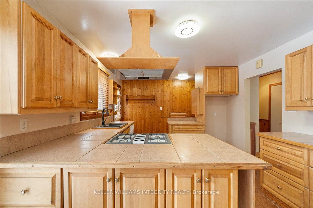 Photo 9 of 1365 Matheson Road, Ottawa, Carson Grove — HOMEH