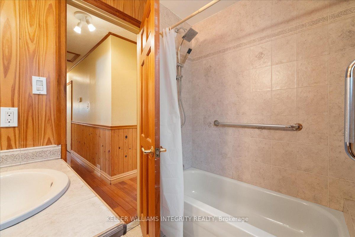 Photo 21 of 1365 Matheson Road, Ottawa, Carson Grove — HOMEH