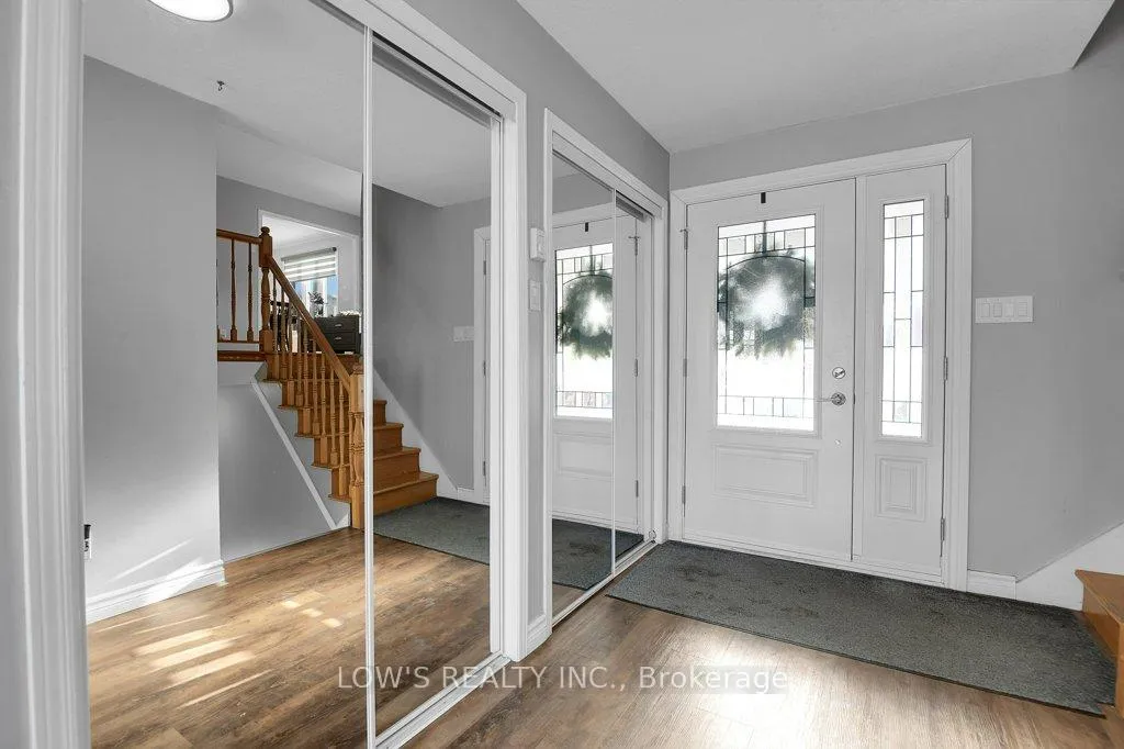 Photo 3 of 25 Wall Street, Champlain, Vankleek Hill — HOMEH