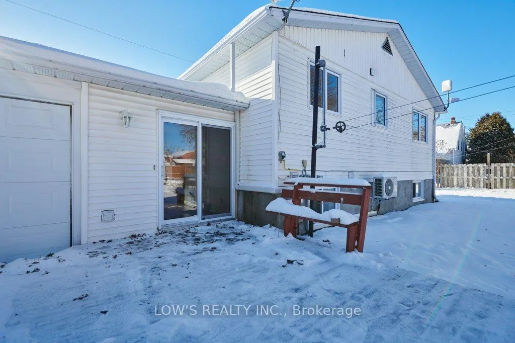 Photo 31 of 25 Wall Street, Champlain, Vankleek Hill — HOMEH