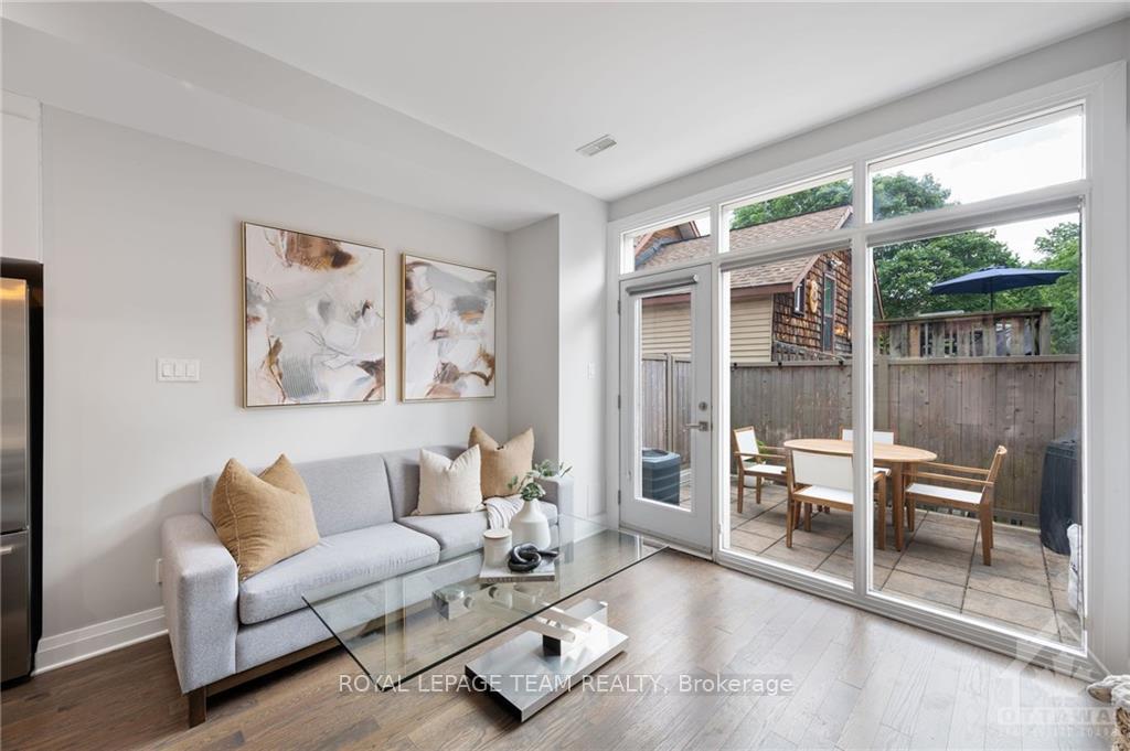 Photo 6 of 346 Ravenhill Avenue E, Ottawa, McKellar/Highland — HOMEH