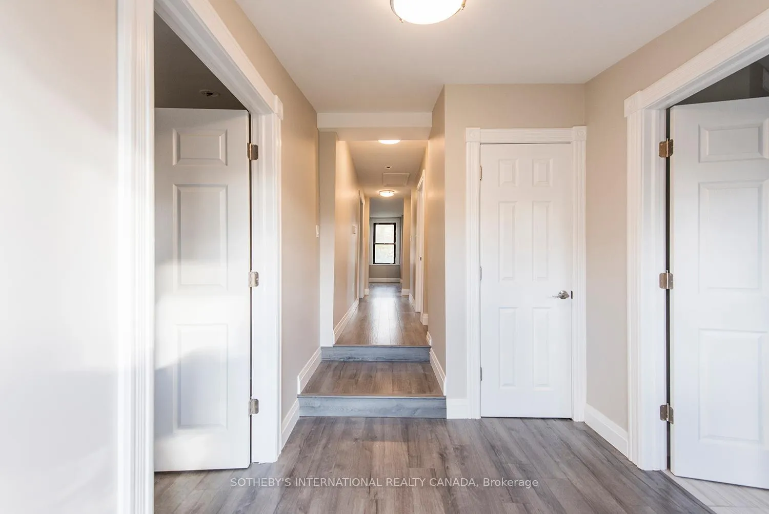 Photo 6 of Unit Unit 2 (Upper), 254 Cedar Street, Collingwood — HOMEH