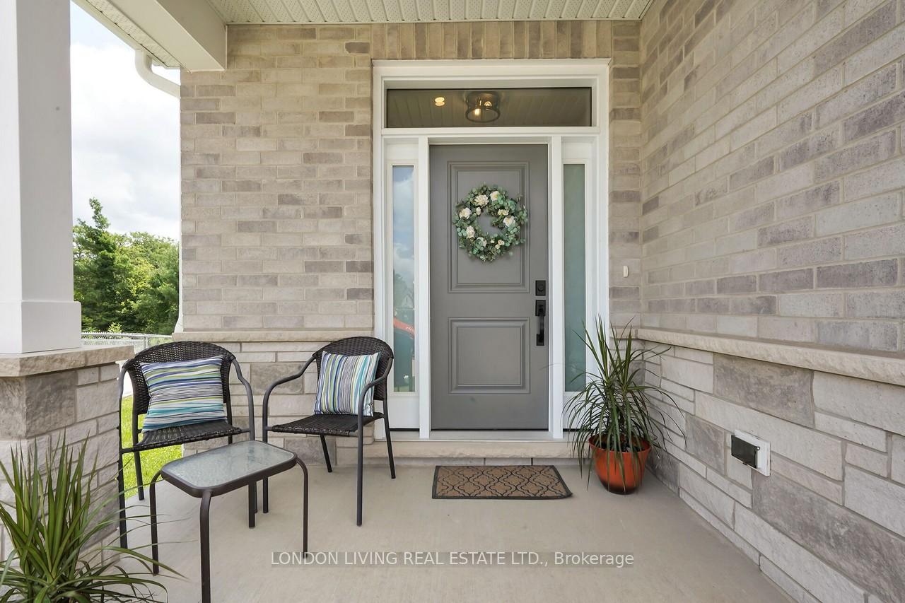 Photo 10 of Unit 37, 22701 Adelaide Road, Strathroy-Caradoc, Mount Brydges — HOMEH