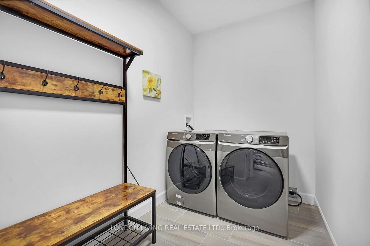 Photo 21 of Unit 37, 22701 Adelaide Road, Strathroy-Caradoc, Mount Brydges — HOMEH