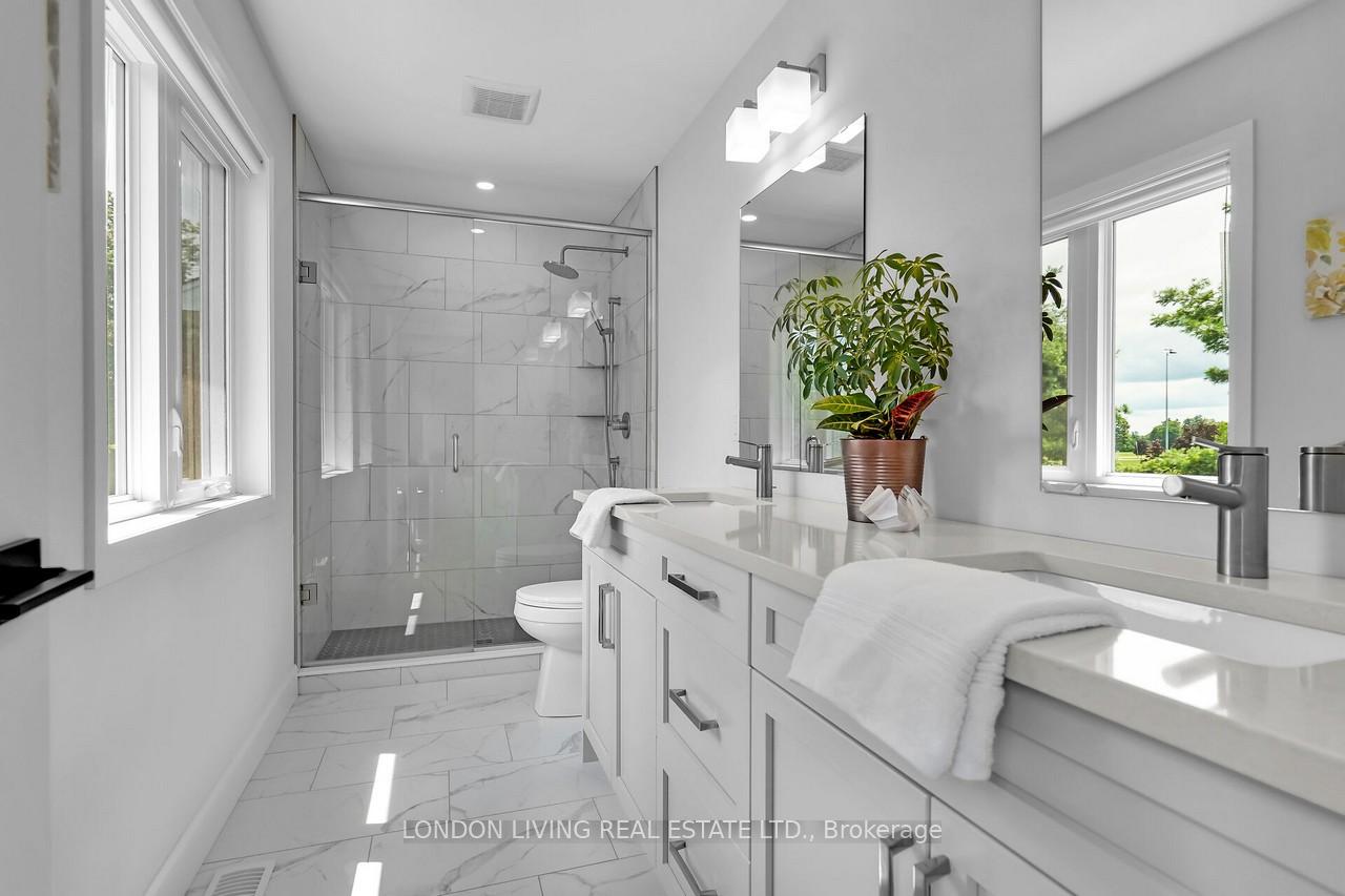 Photo 24 of Unit 37, 22701 Adelaide Road, Strathroy-Caradoc, Mount Brydges — HOMEH