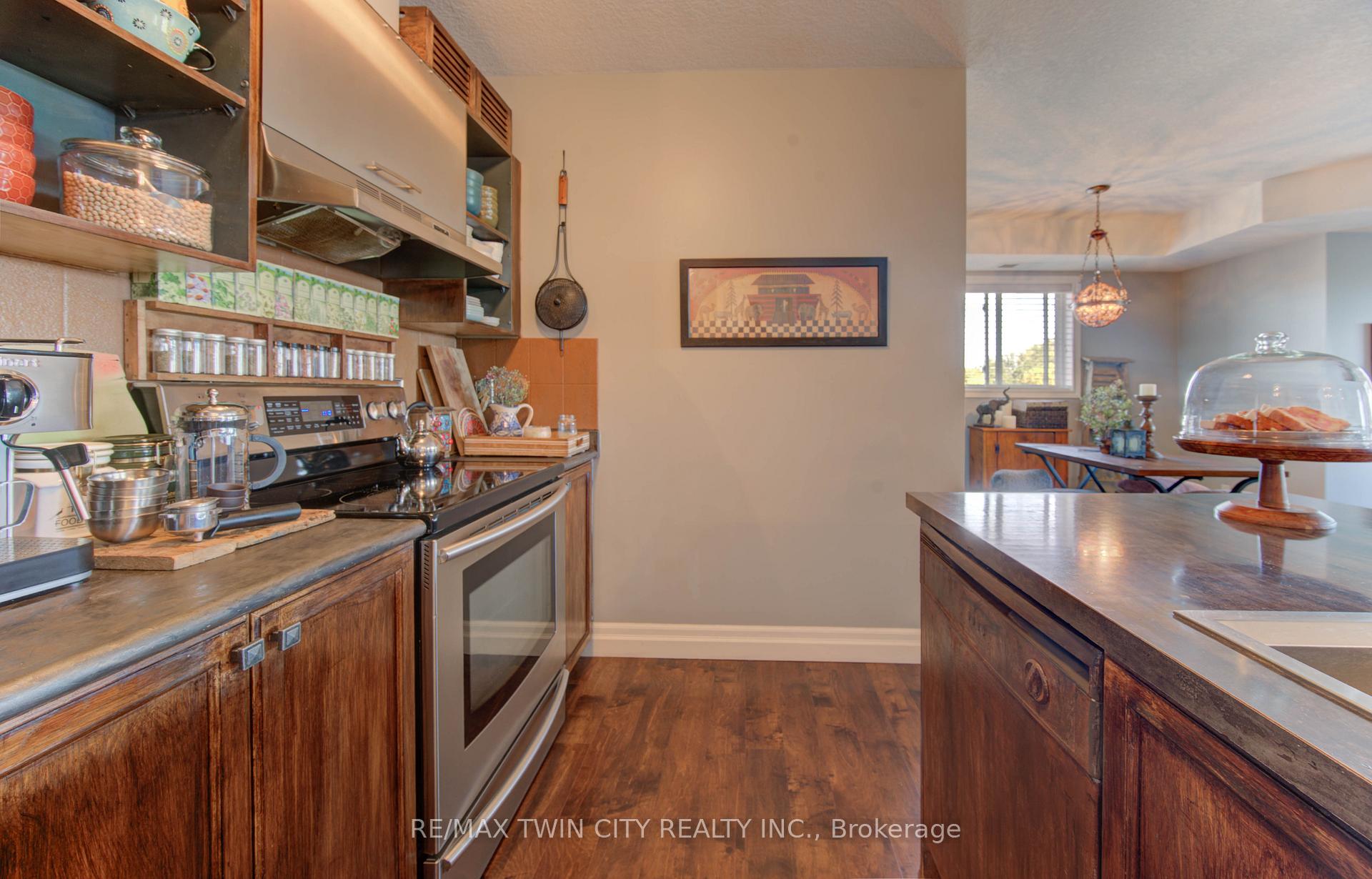 Photo 16 of Unit 402, 345 Briarmeadow Drive, Kitchener — HOMEH