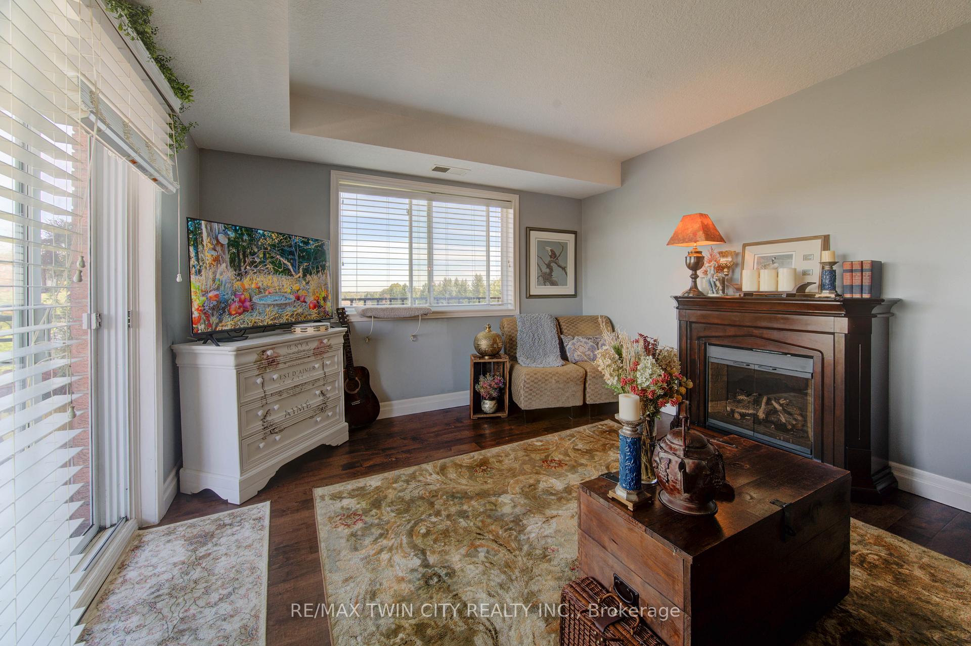 Photo 20 of Unit 402, 345 Briarmeadow Drive, Kitchener — HOMEH