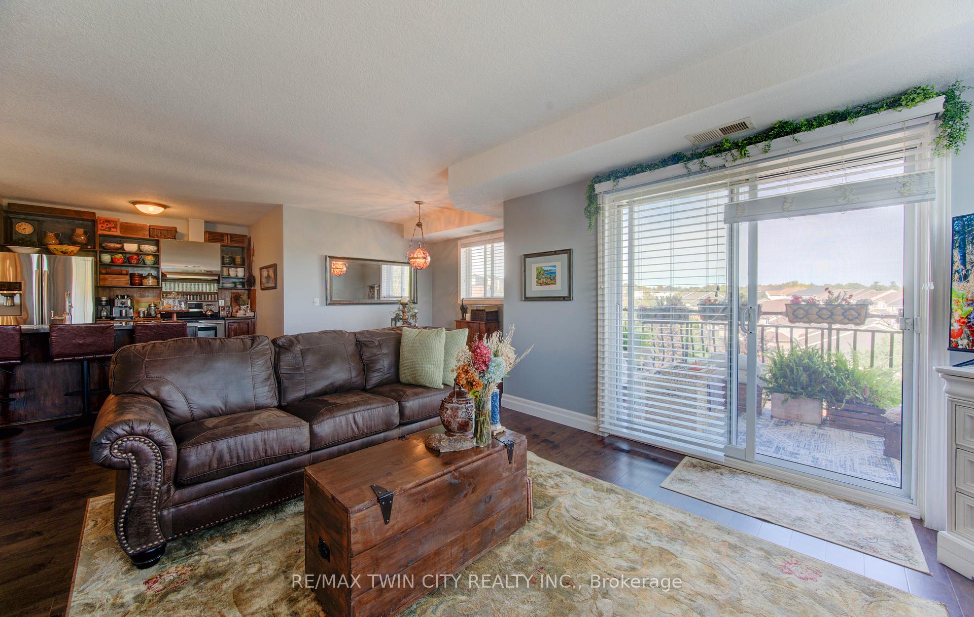 Photo 21 of Unit 402, 345 Briarmeadow Drive, Kitchener — HOMEH