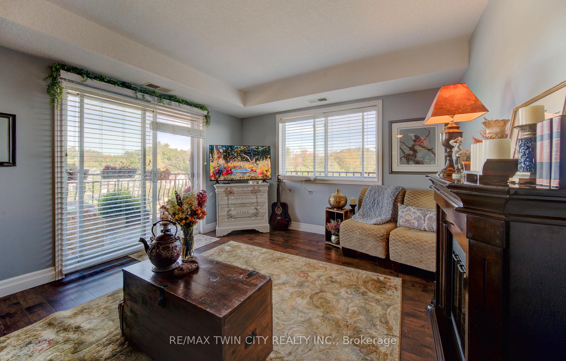Photo 24 of Unit 402, 345 Briarmeadow Drive, Kitchener — HOMEH