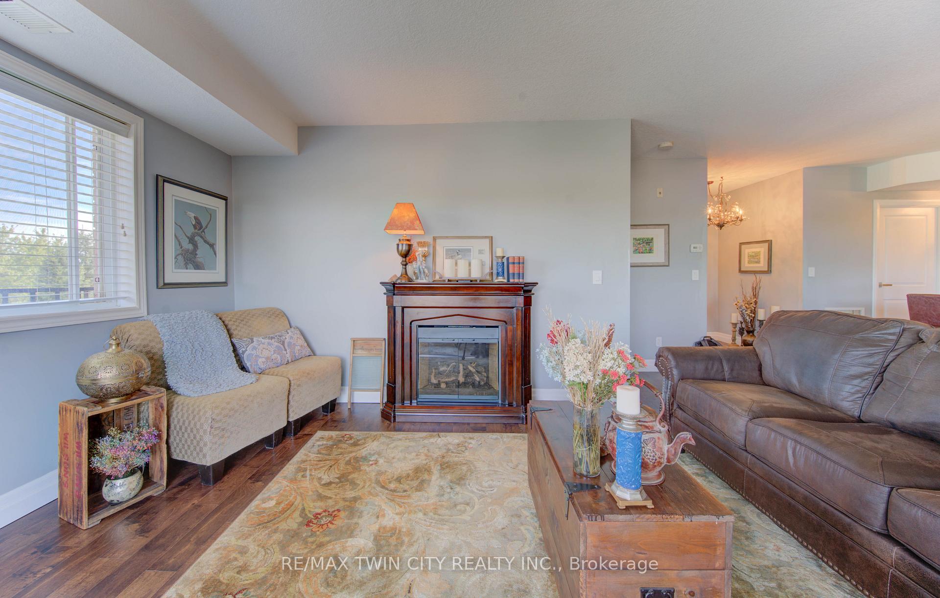 Photo 37 of Unit 402, 345 Briarmeadow Drive, Kitchener — HOMEH
